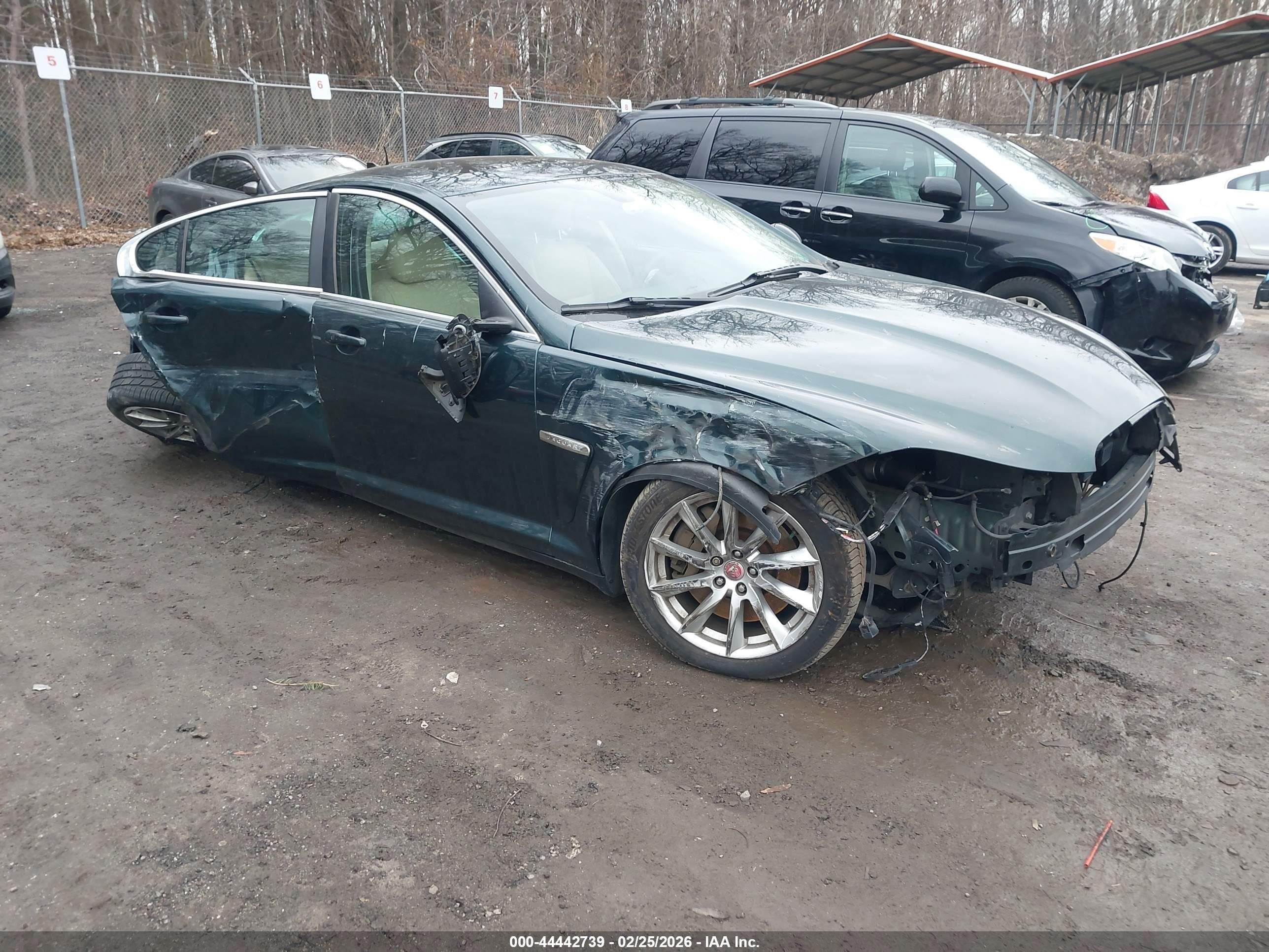2015 Jaguar XF T Premium, VIN SAJWA0FS4FPU68704 — All over