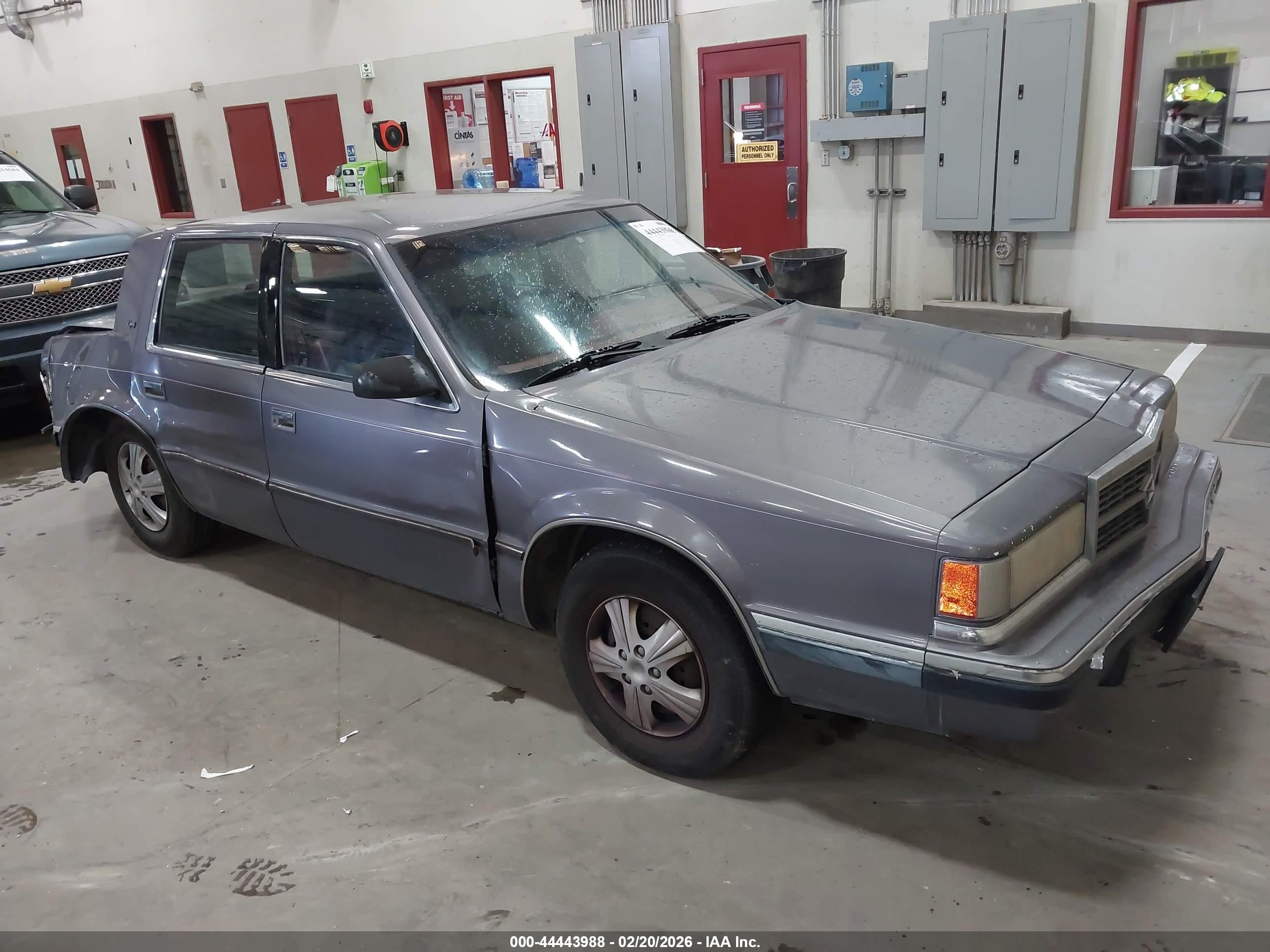1993 Dodge Dynasty, VIN 1B3XC46R4PD197875 — Rear end