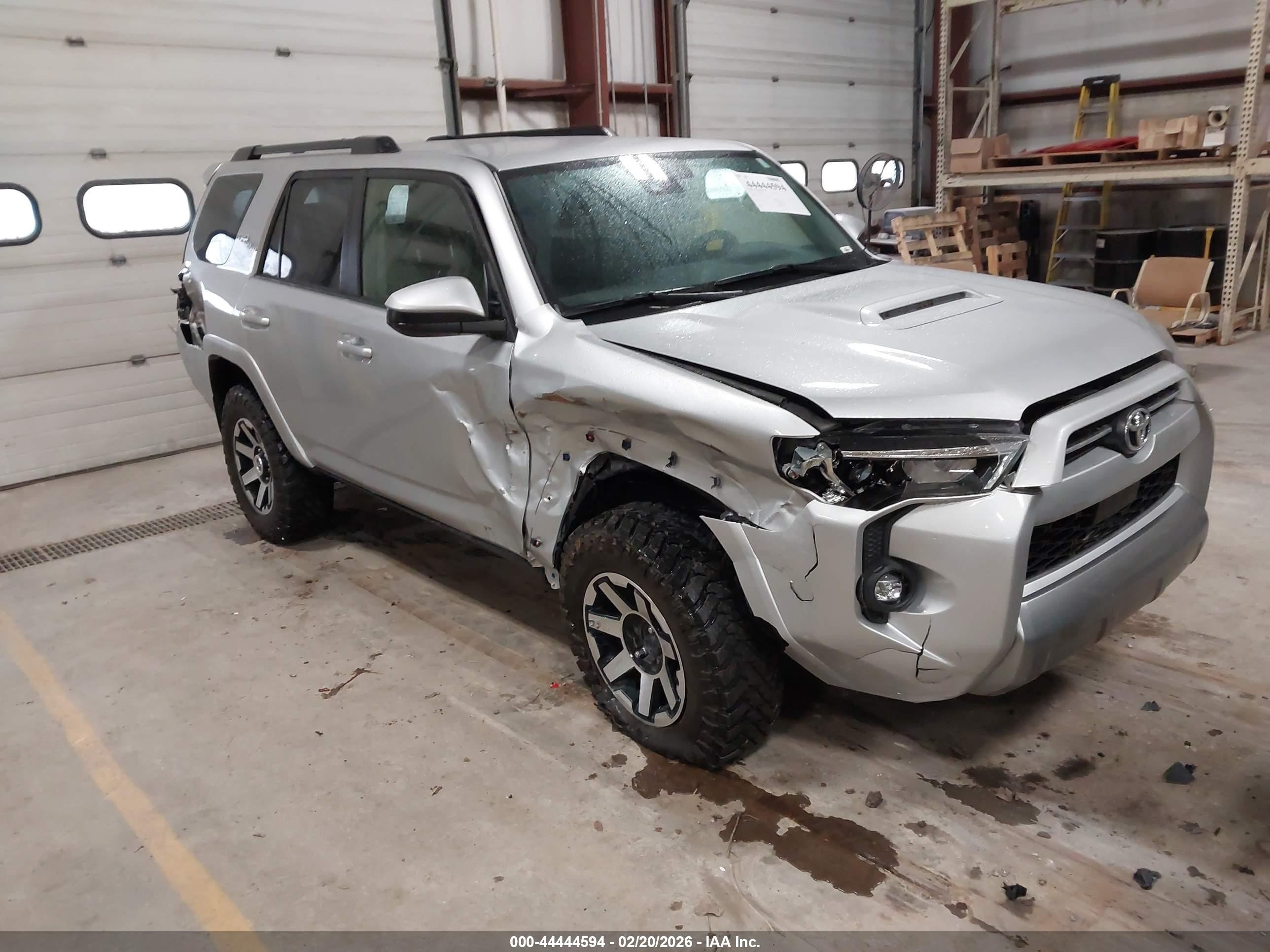 2023 Toyota 4Runner TRD Off Road, VIN JTEPU5JR8P6093513 — Auction photo