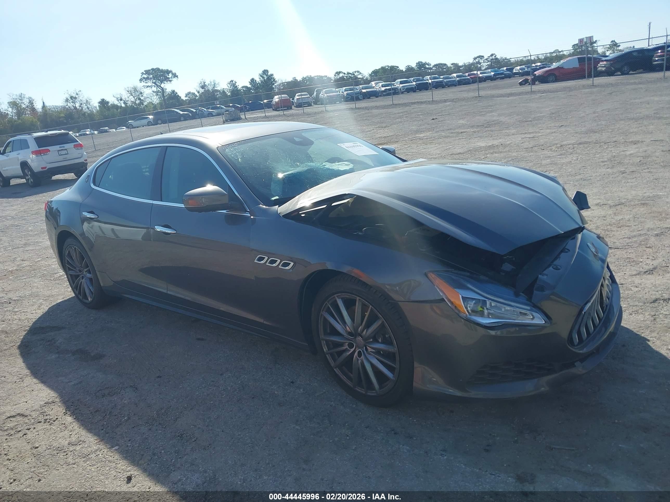 2019 Maserati Quattroporte S, VIN ZAM56YPA6K1335614 — Перед