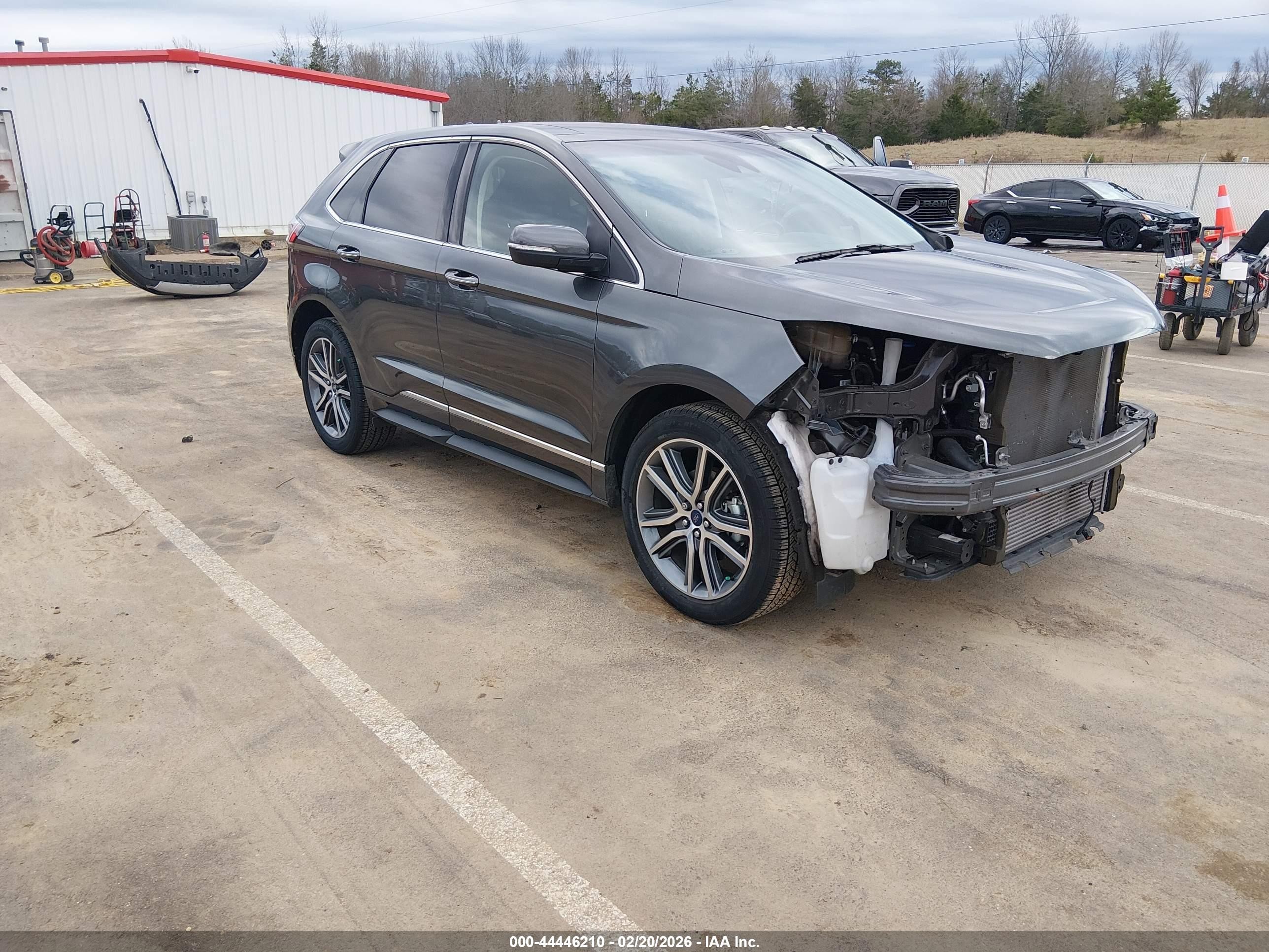 2019 Ford Edge Titanium, VIN 2FMPK3K99KBB79044 — Front end