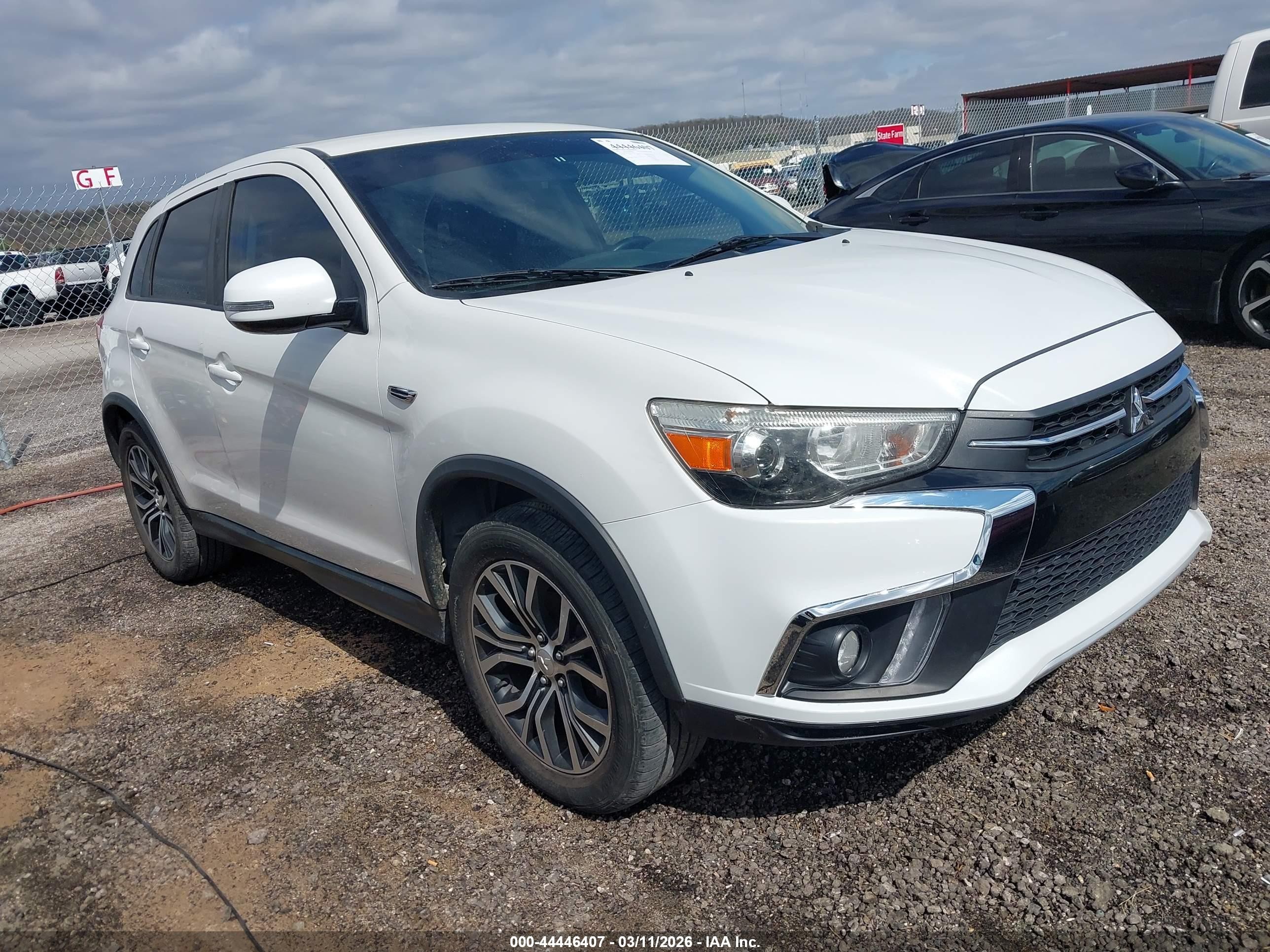 2019 Mitsubishi Outlander SE, VIN JA4AP4AU9KU013876 — Not stated