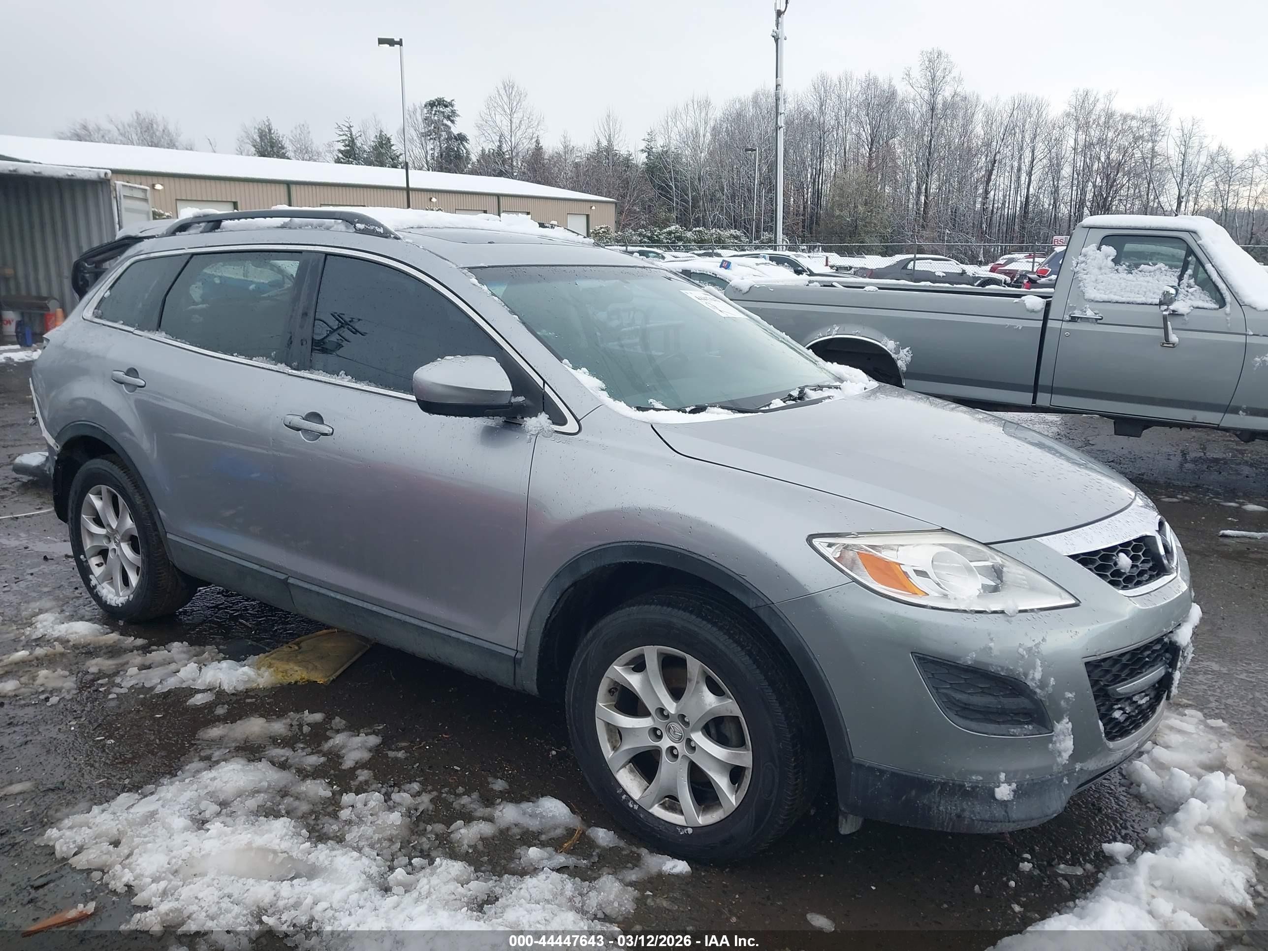 2011 Mazda CX-9 Touring, VIN JM3TB3CAXB0319123 — Зад