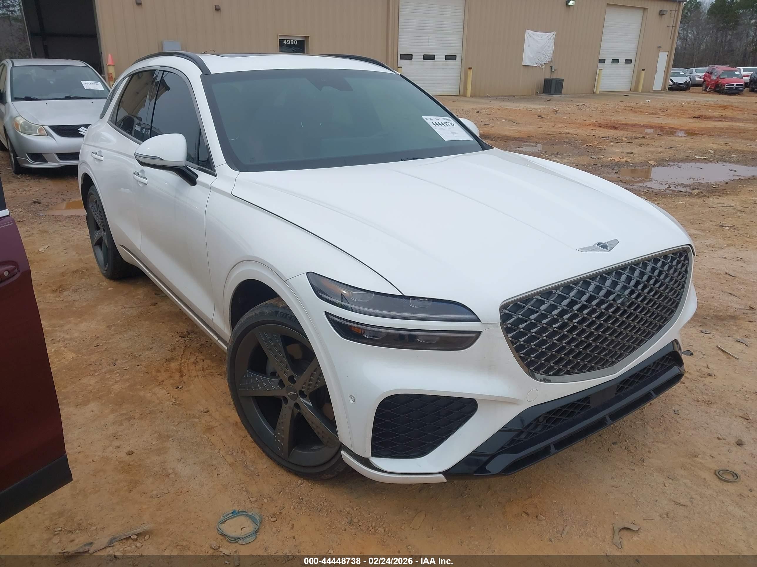 2022 Genesis GV70 2.5T, VIN KMUMADTBXNU046791 — Rear end