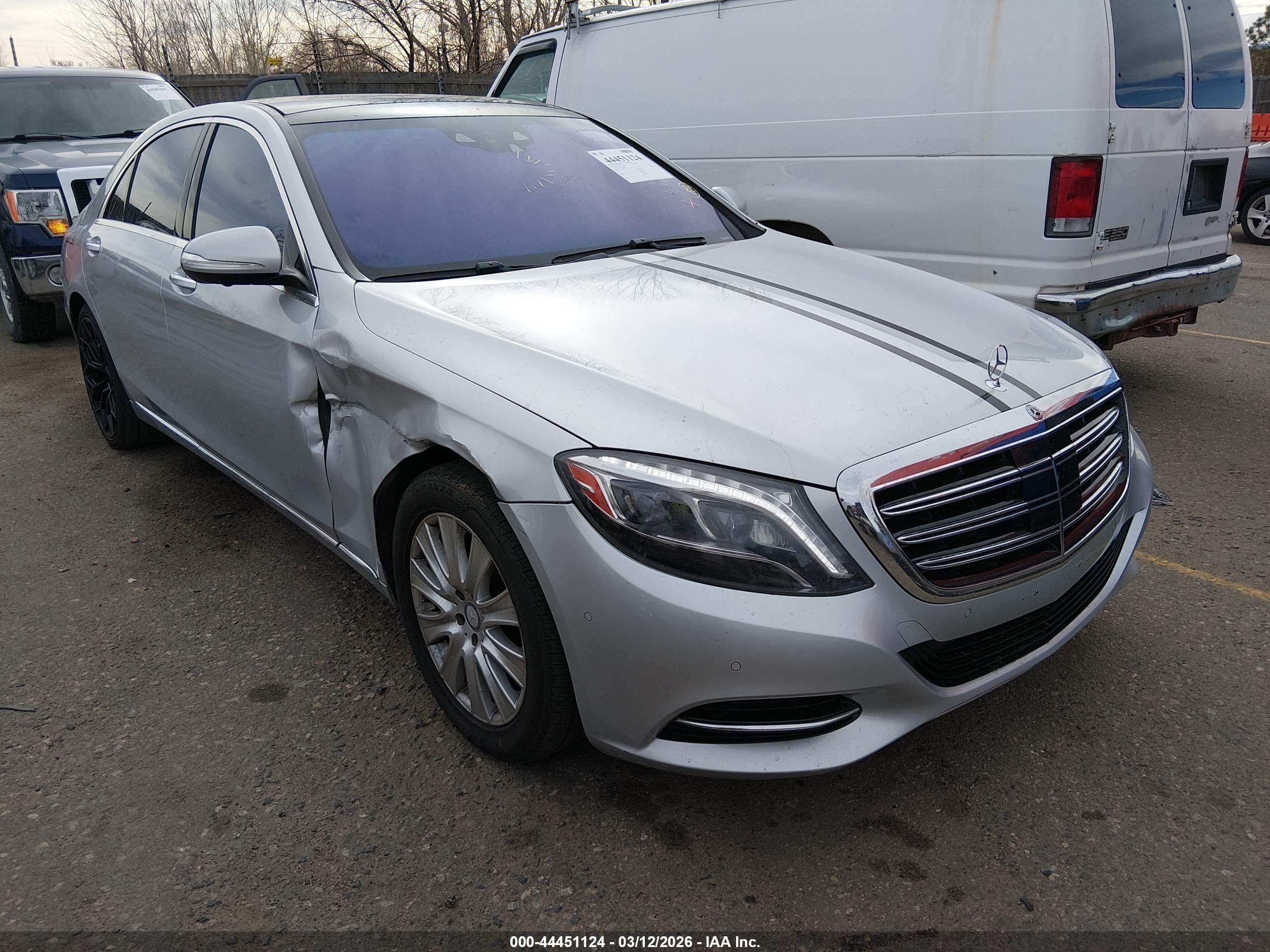 2015 Mercedes-Benz S 550, VIN WDDUG8FB1FA184877 — Front end