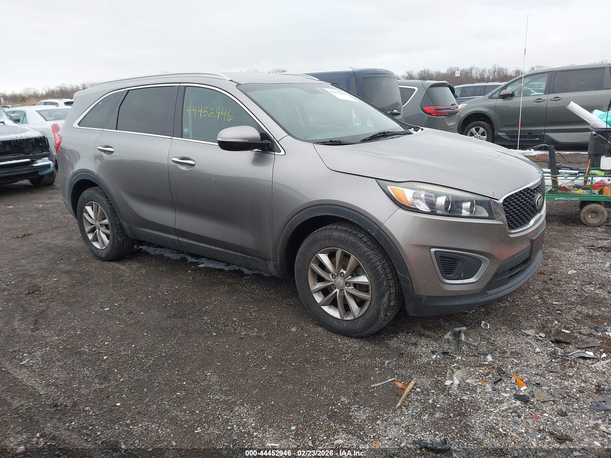 2017 Kia Sorento LX, VIN 5XYPG4A31HG294847 — Engine fire
