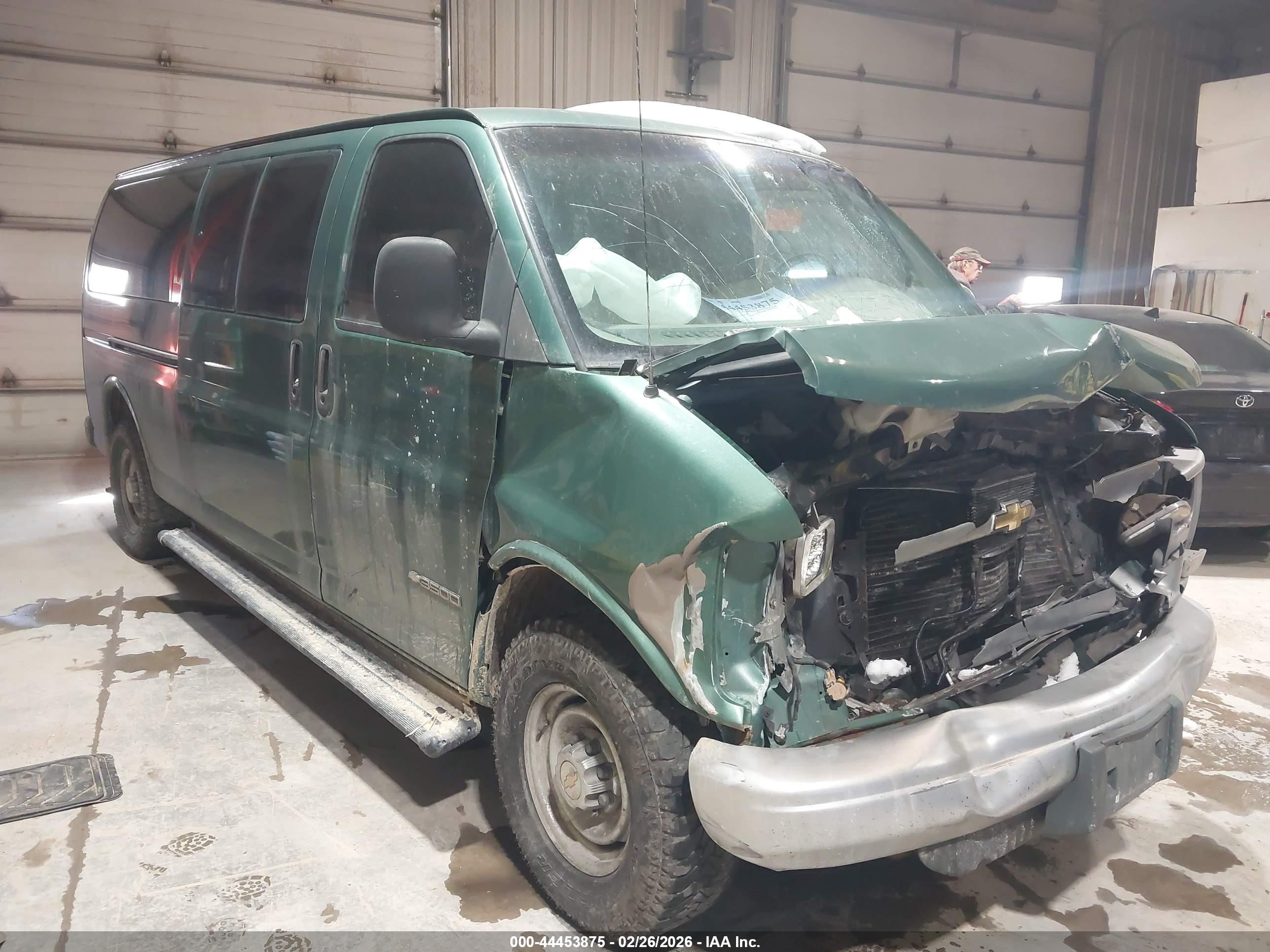 1999 Chevrolet Express, VIN 1GAHG39R1X1148737 — All over
