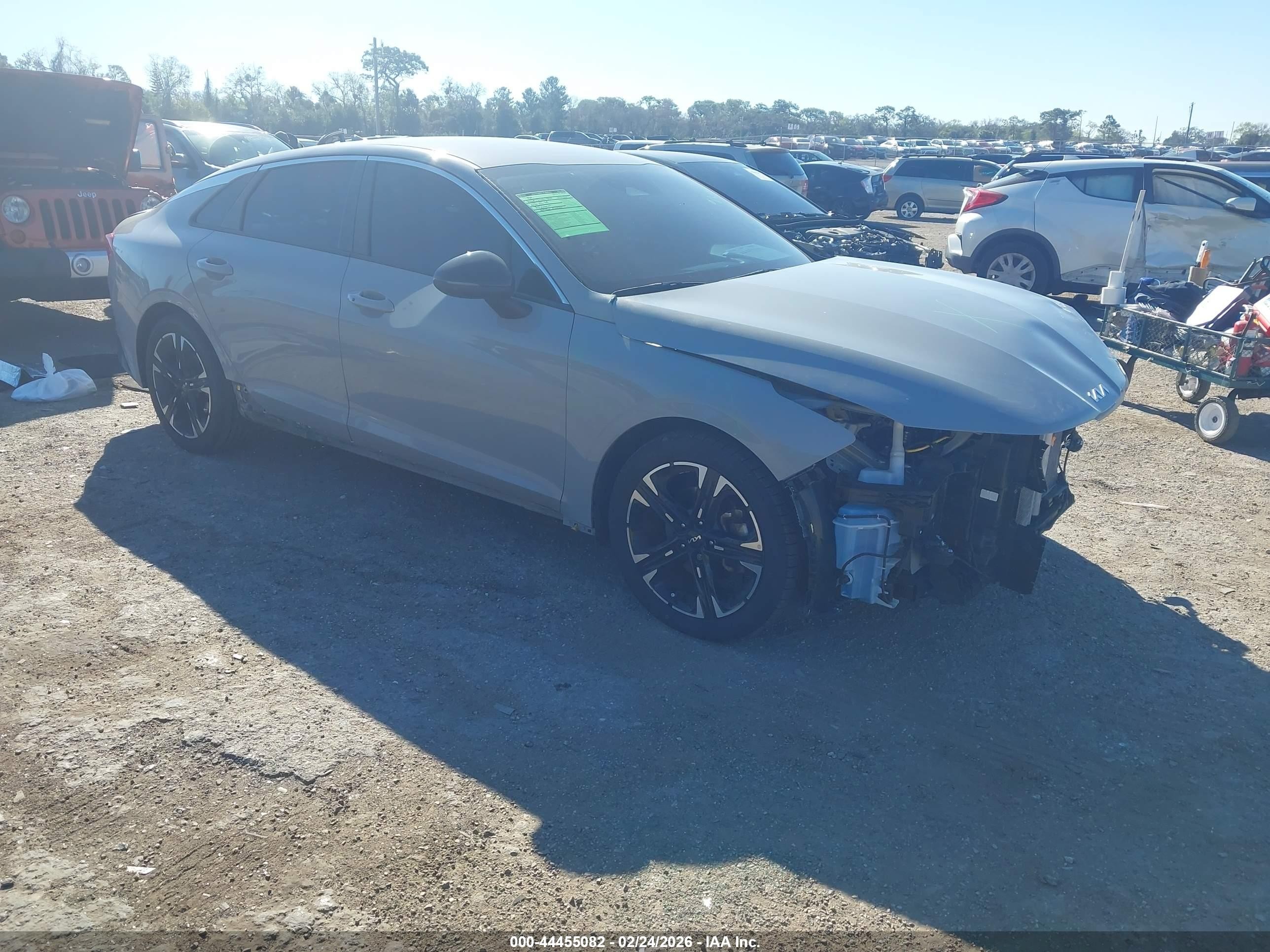 2023 Kia K5 GT-Line, VIN 5XXG64J24PG214356 — Front end