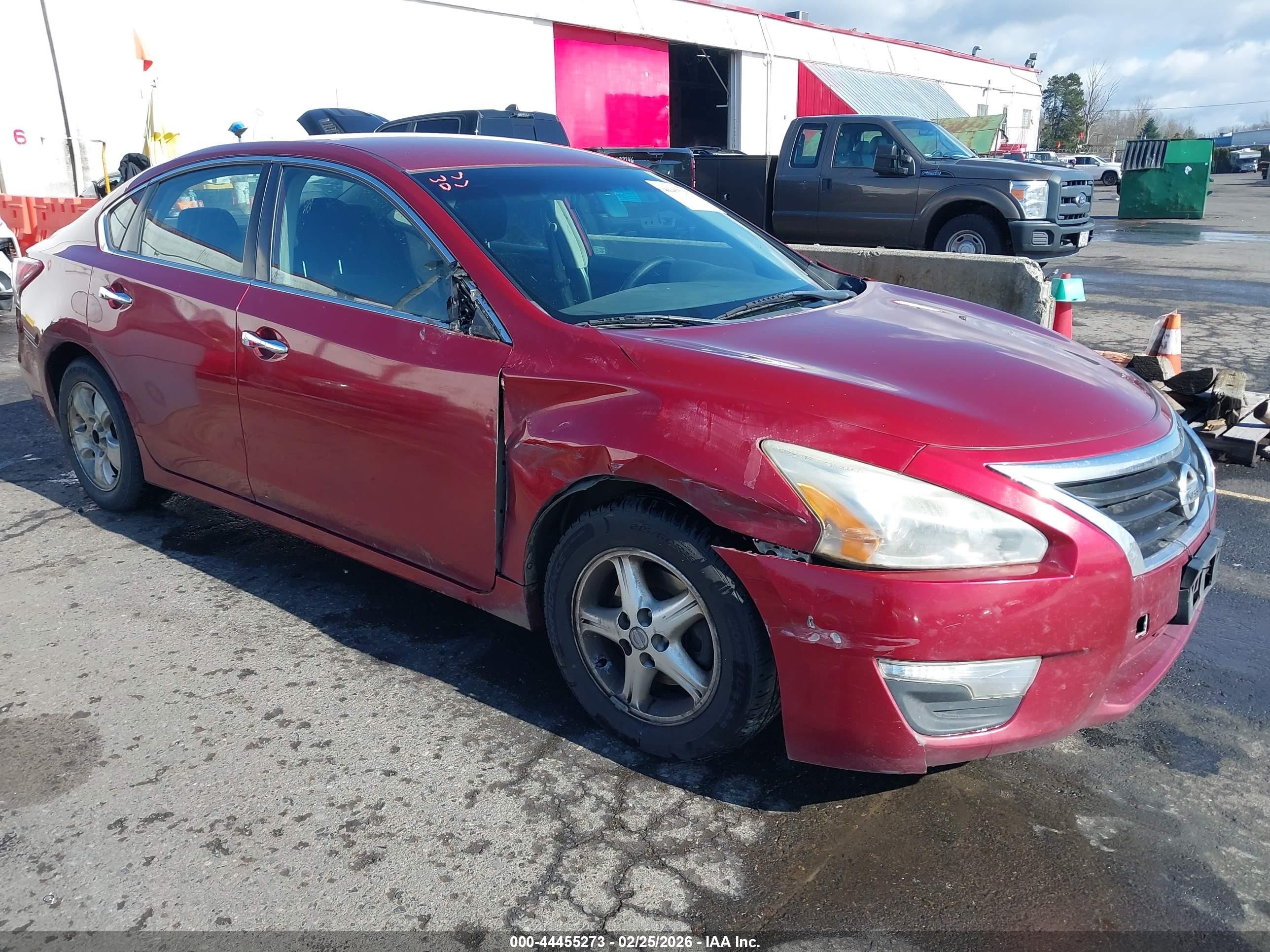 2013 Nissan Altima S, VIN 1N4AL3AP8DC110362 — Rear end