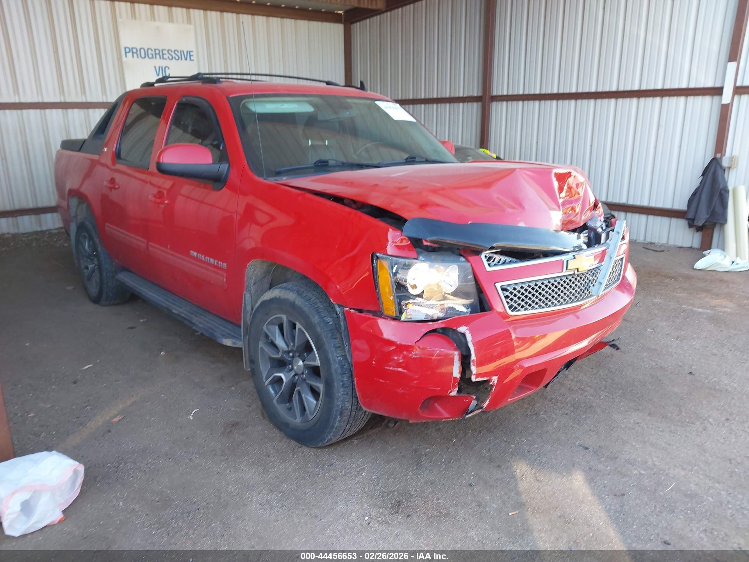 2012 Chevrolet Avalanche LT, VIN 3GNTKFE71CG175574 — Front end