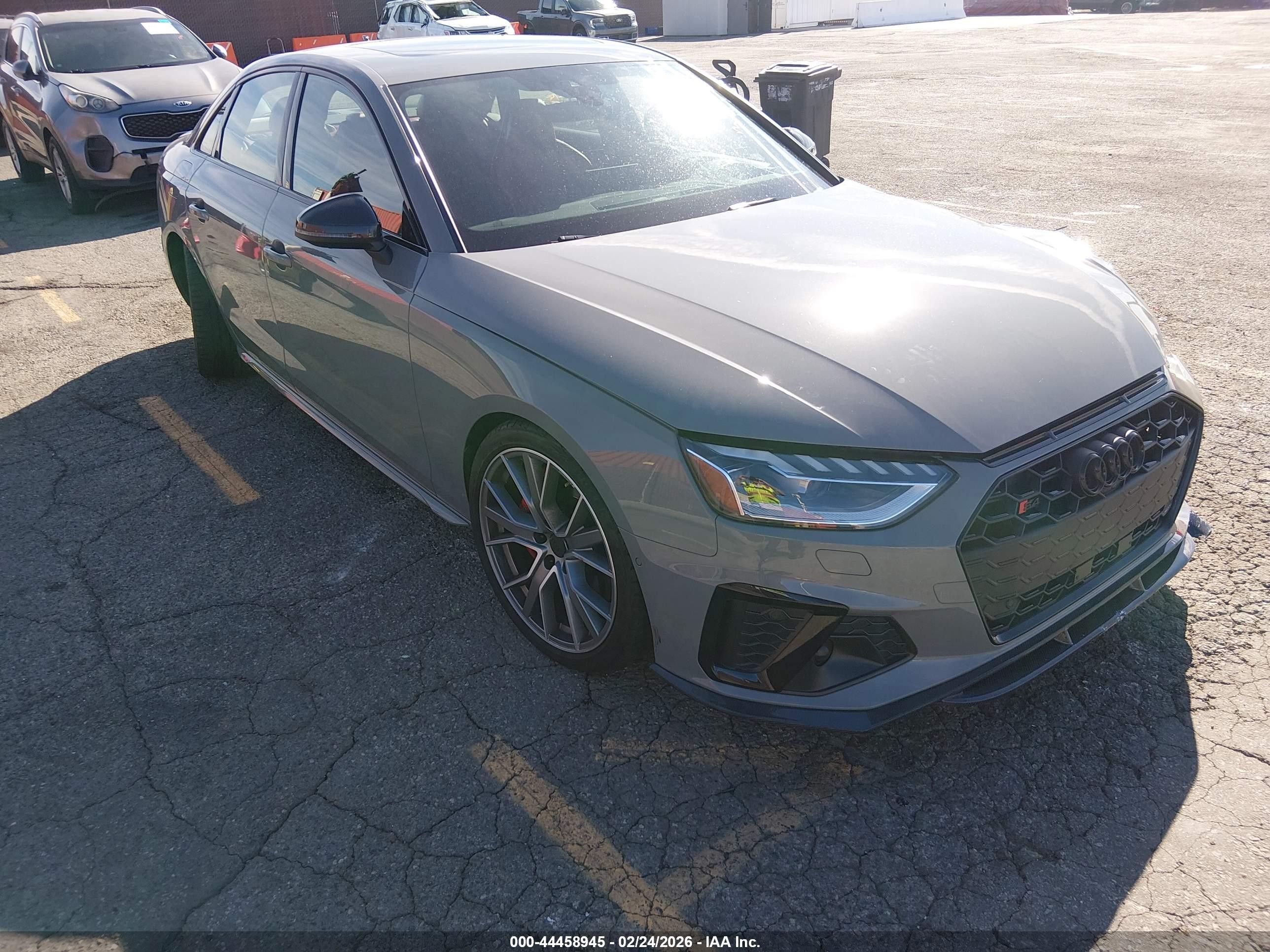 2022 Audi S4 Prestige, VIN WAUC4AF41NA034612 — Front end