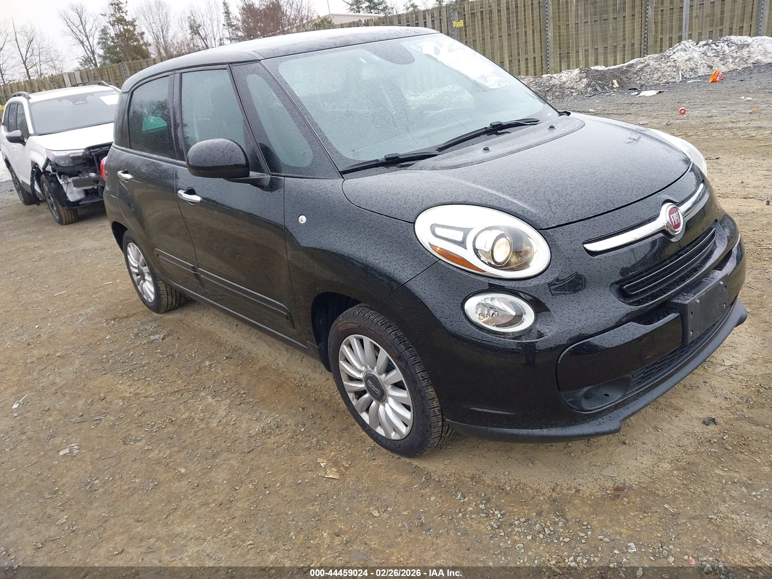 2015 FIAT 500L Easy, VIN ZFBCFABH6FZ035847 — Normal wear