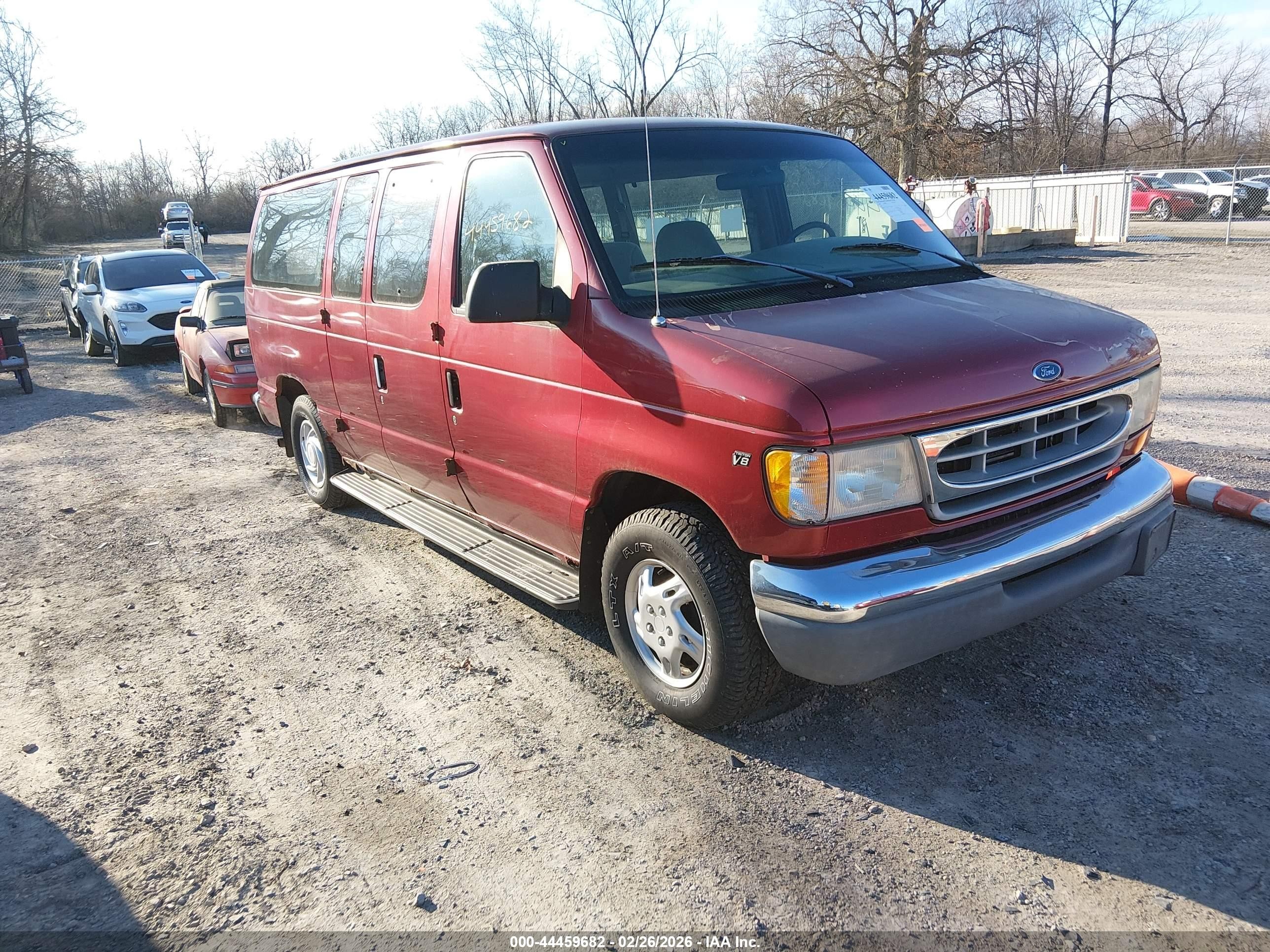 1998 Ford Econoline Wagon XL, VIN 1FMRE1165WHA24253 — All over