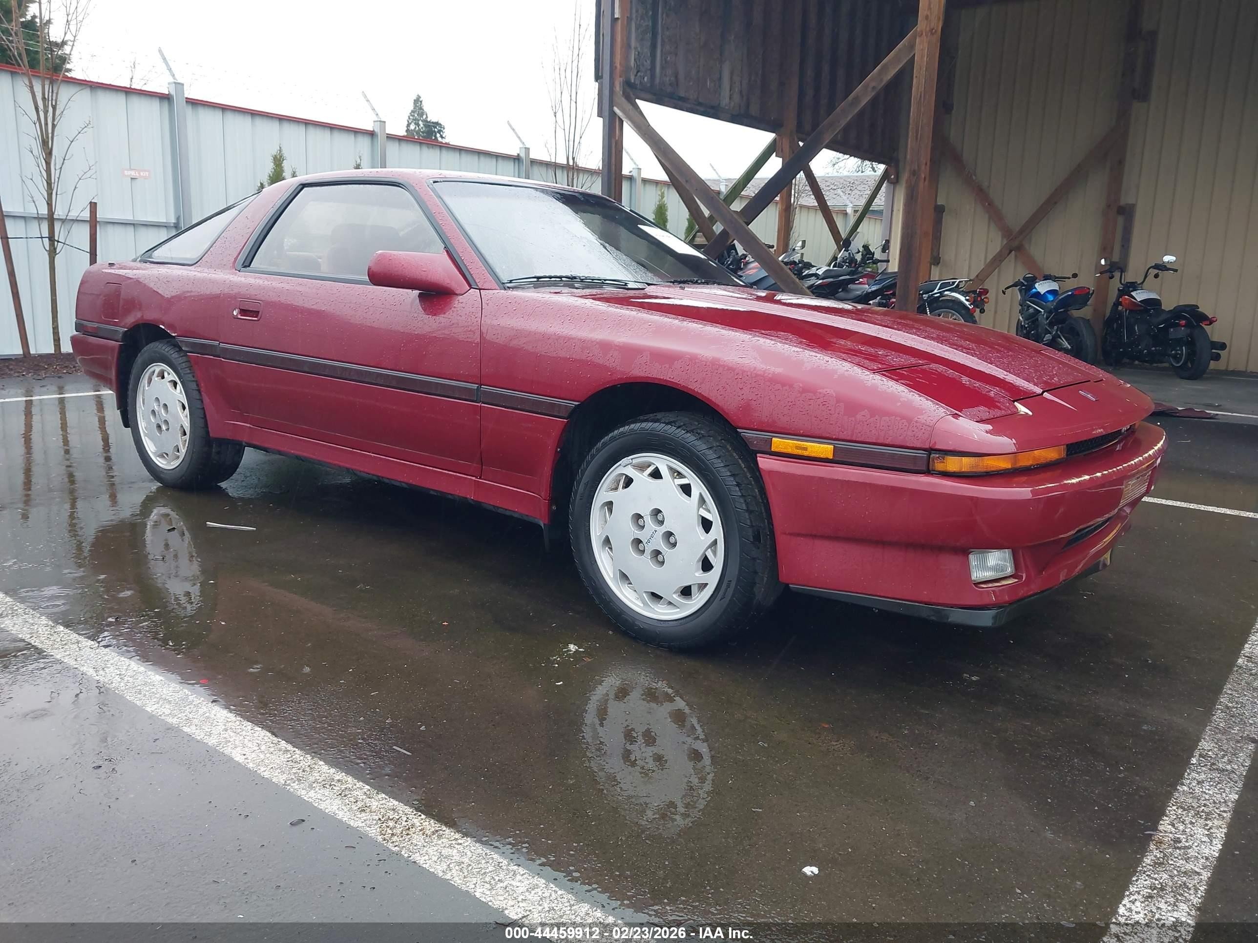 1987 Toyota Supra, VIN JT2MA70L4H0064449 — Бок
