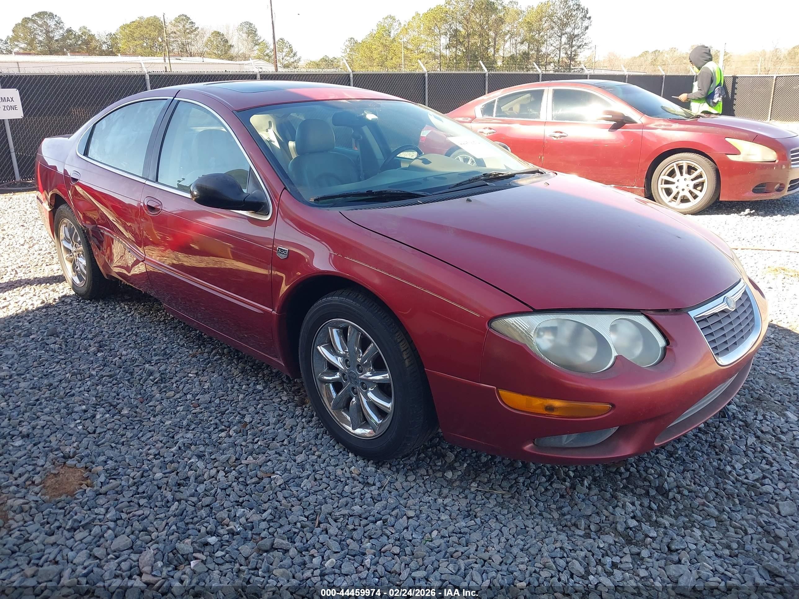 2003 Chrysler 300M M, VIN 2C3HE66GX3H512994 — Зад
