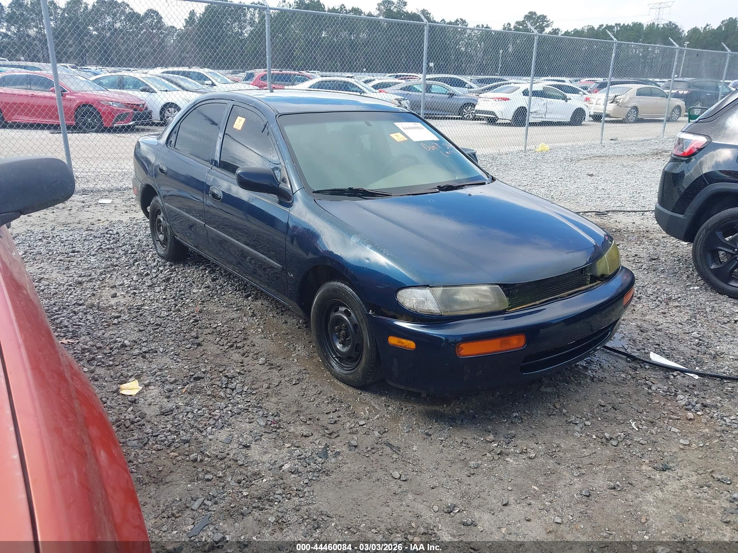 1996 Mazda Protege DX, VIN JM1BB141XT0347643 — Биологическое загрязнение