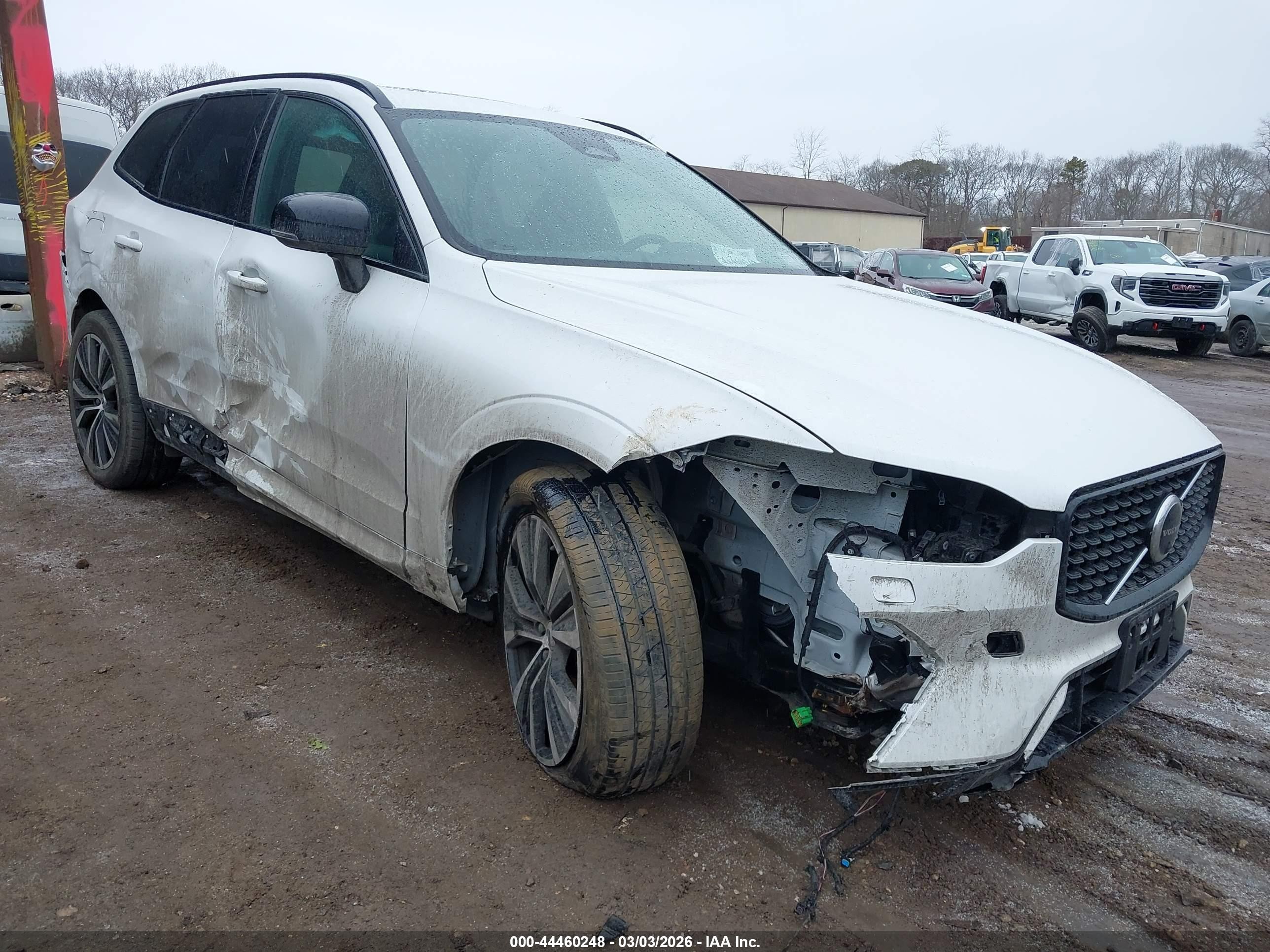 2023 Volvo XC60 Plus Dark Theme, VIN YV4L12RW8P1340687 — Side