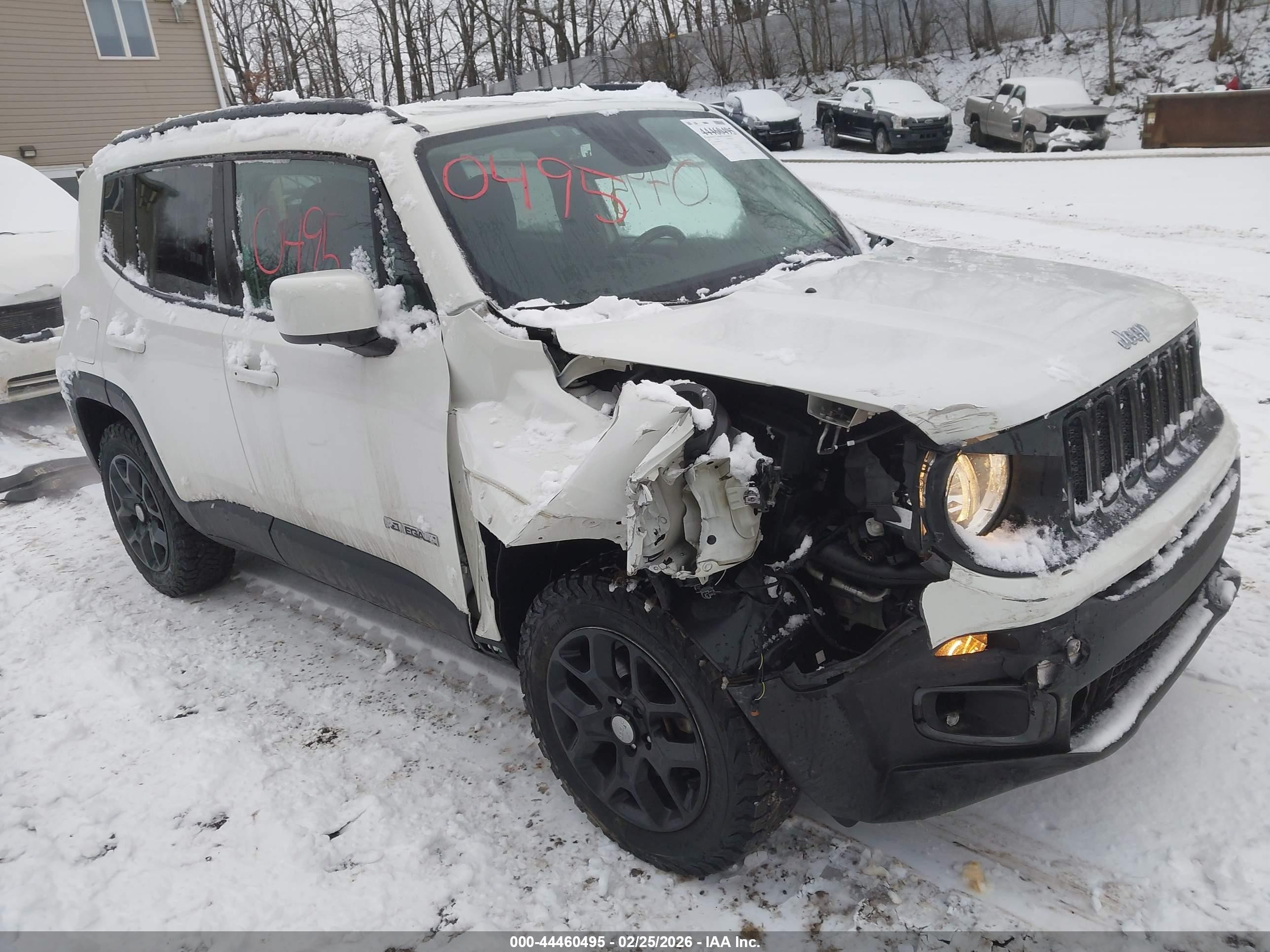 2017 Jeep Renegade Altitude, VIN ZACCJBBB8HPG56635 — Front end