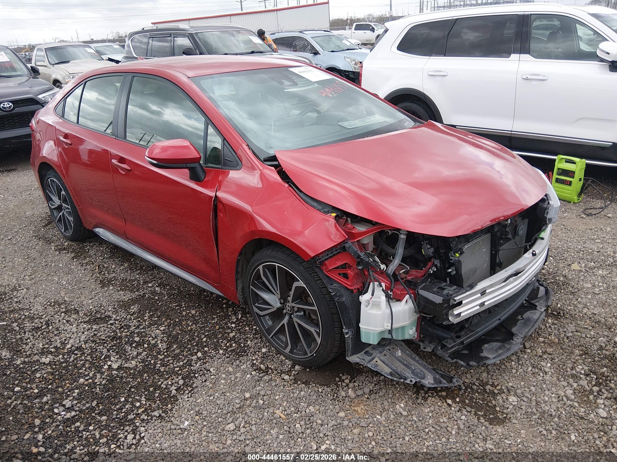 2021 Toyota Corolla SE, VIN JTDS4MCE3MJ067834 — Front end