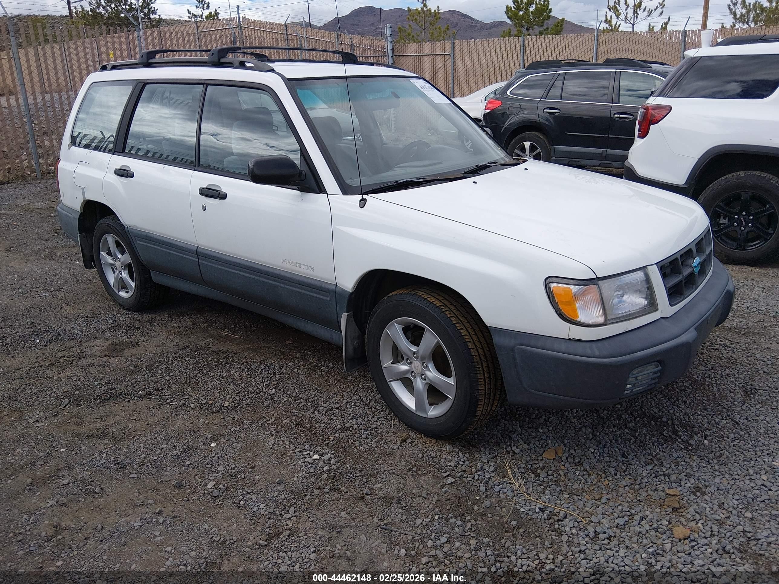 1998 Subaru Forester L, VIN JF1SF6352WH782304 — Normal wear