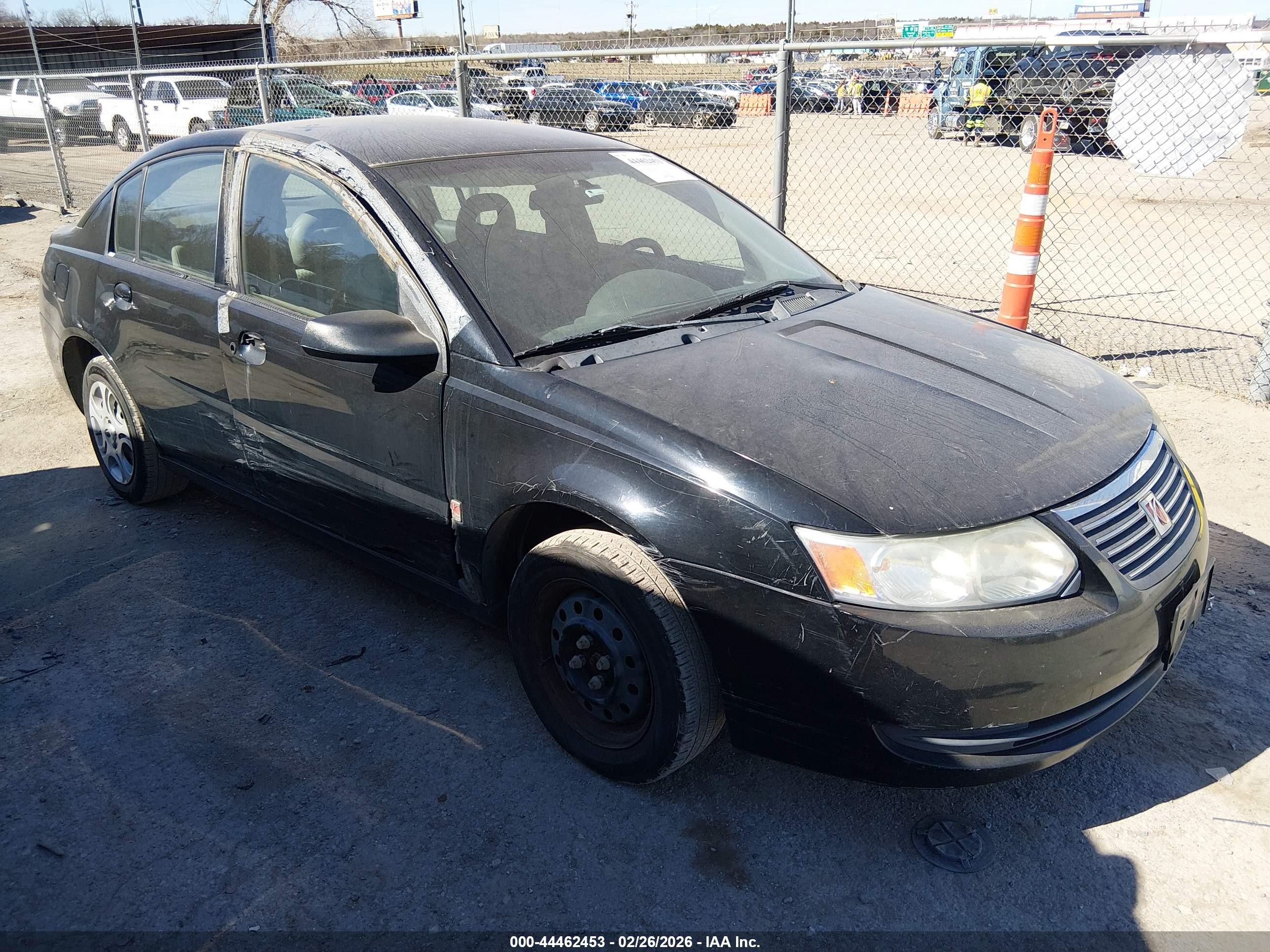 2005 Saturn ION ION 2, VIN 1G8AJ52F25Z182085 — Side
