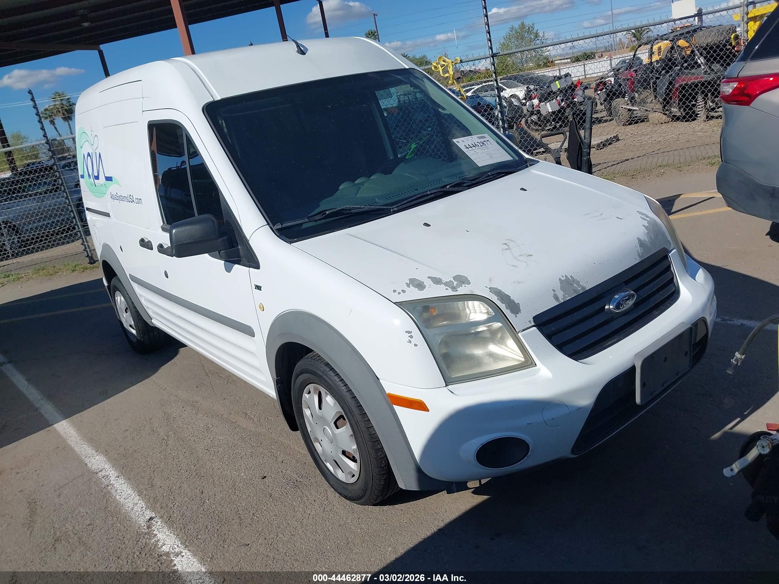 2010 Ford Transit Connect XLT, VIN NM0LS7DN0AT018503 — Front end