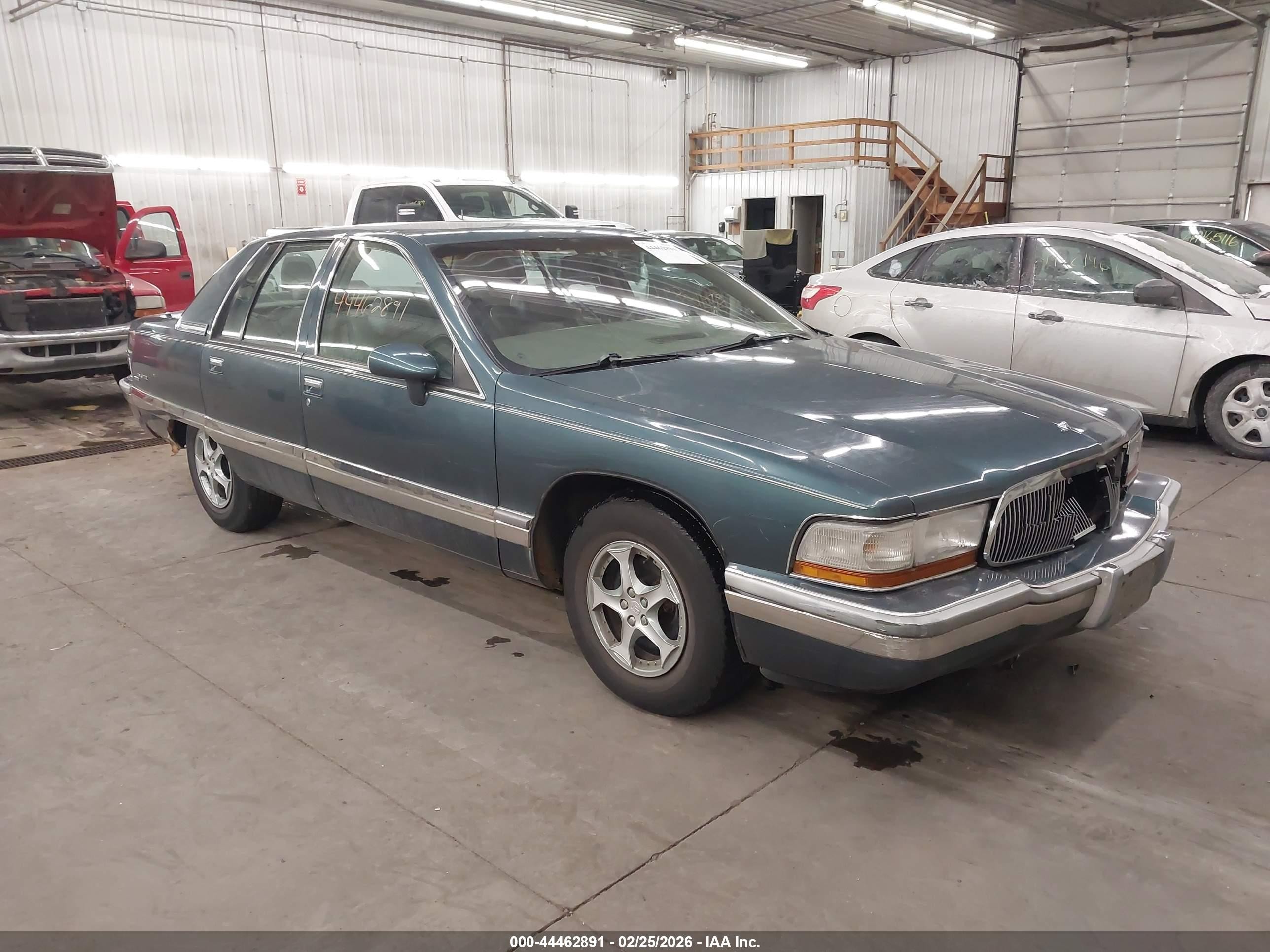 1993 Buick Roadmaster Ltd, VIN 1G4BT5370PR401409 — Auction photo 1 of 5