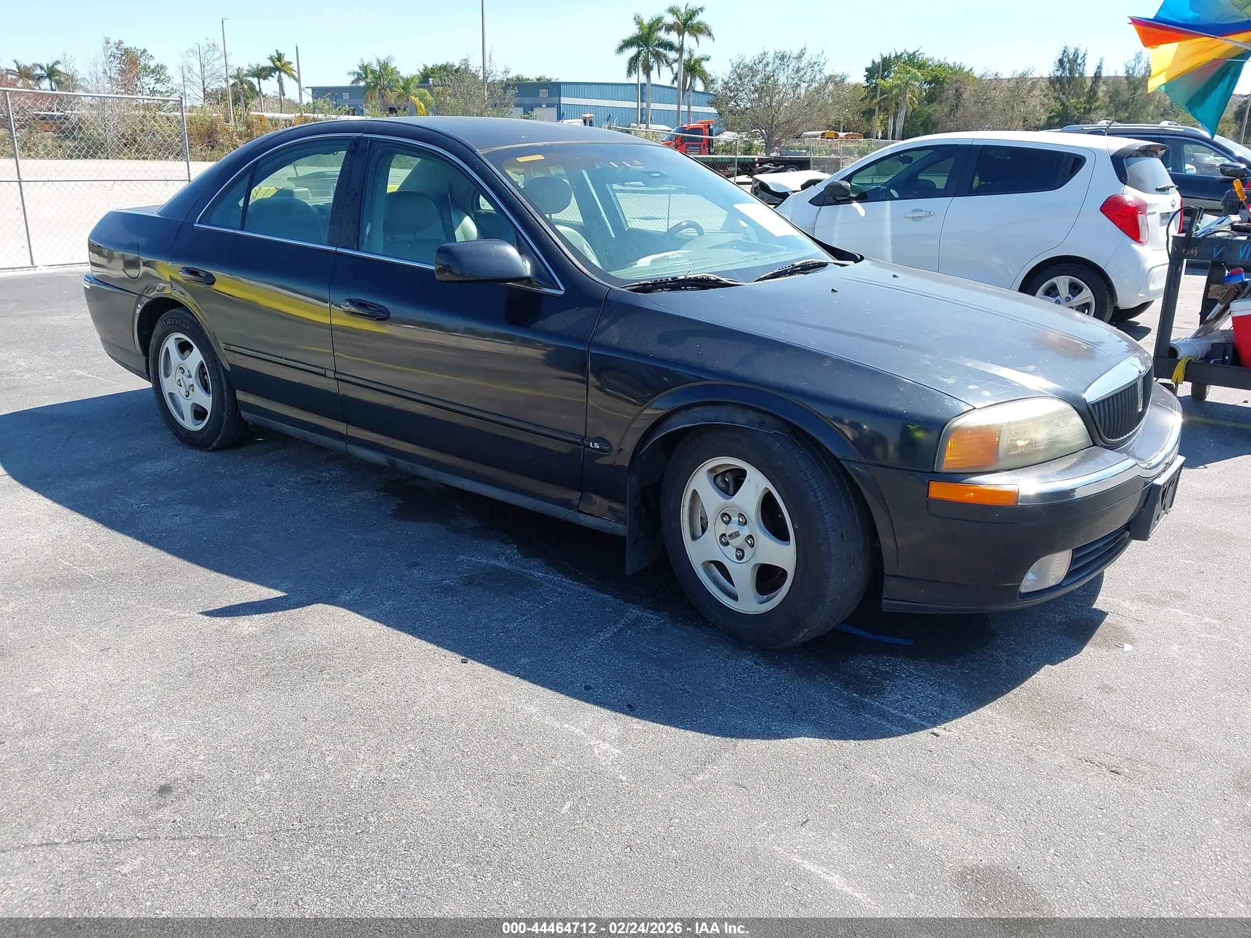 2001 Lincoln LS Sport, VIN 1LNHM86S81Y619930 — Днище