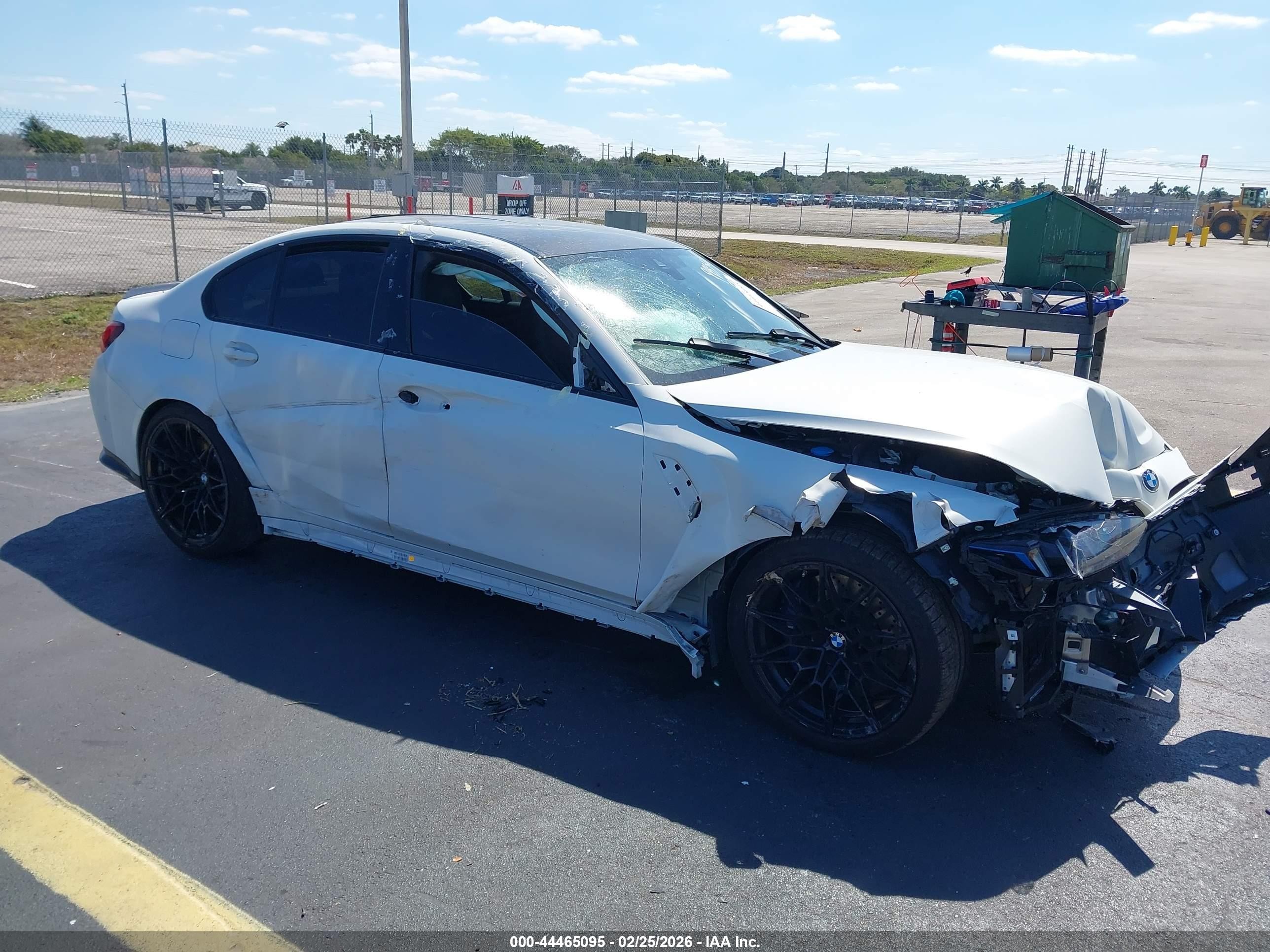 2026 BMW M3 Competition, VIN WBS23HJ04TFV48901 — Перед