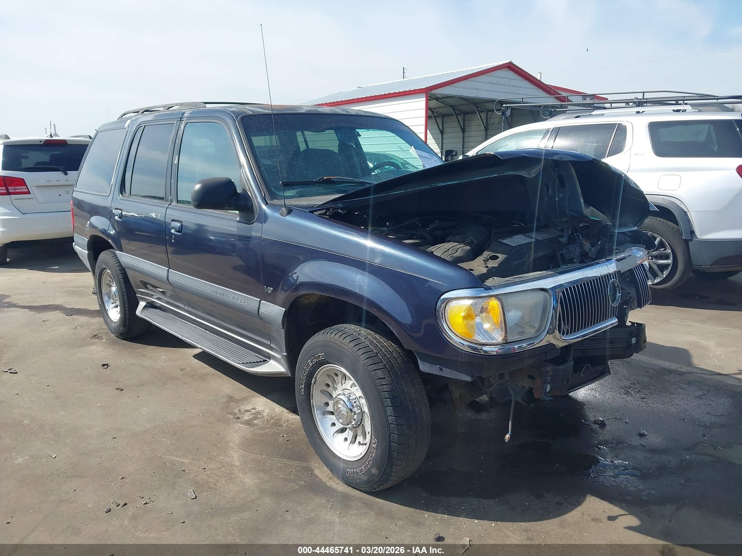 1999 Mercury Mountaineer, VIN 4M2ZU55PXXUJ02868 — Front end