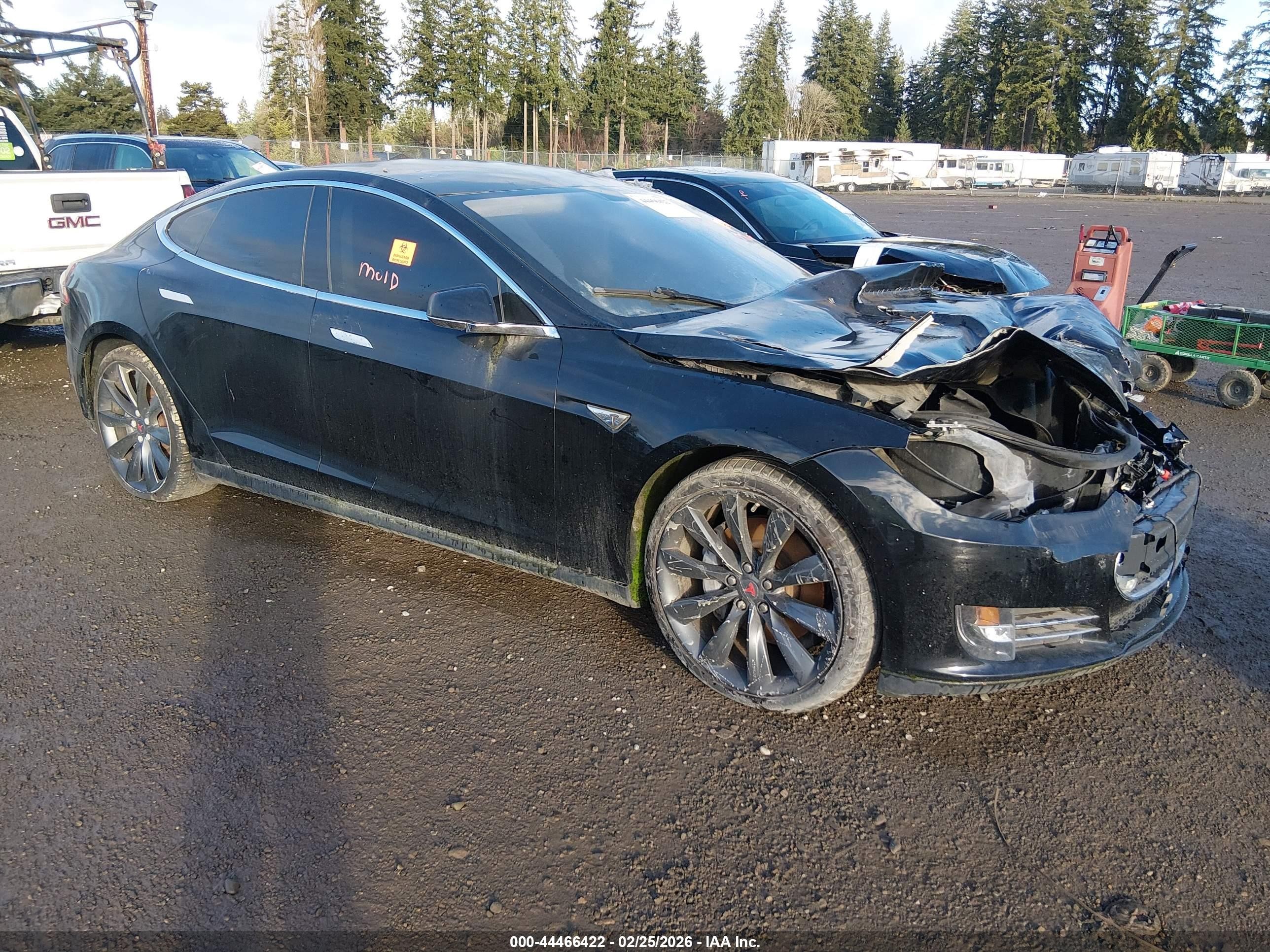 2014 Tesla Model S 60, VIN 5YJSA1S17EFP30384 — Repossession