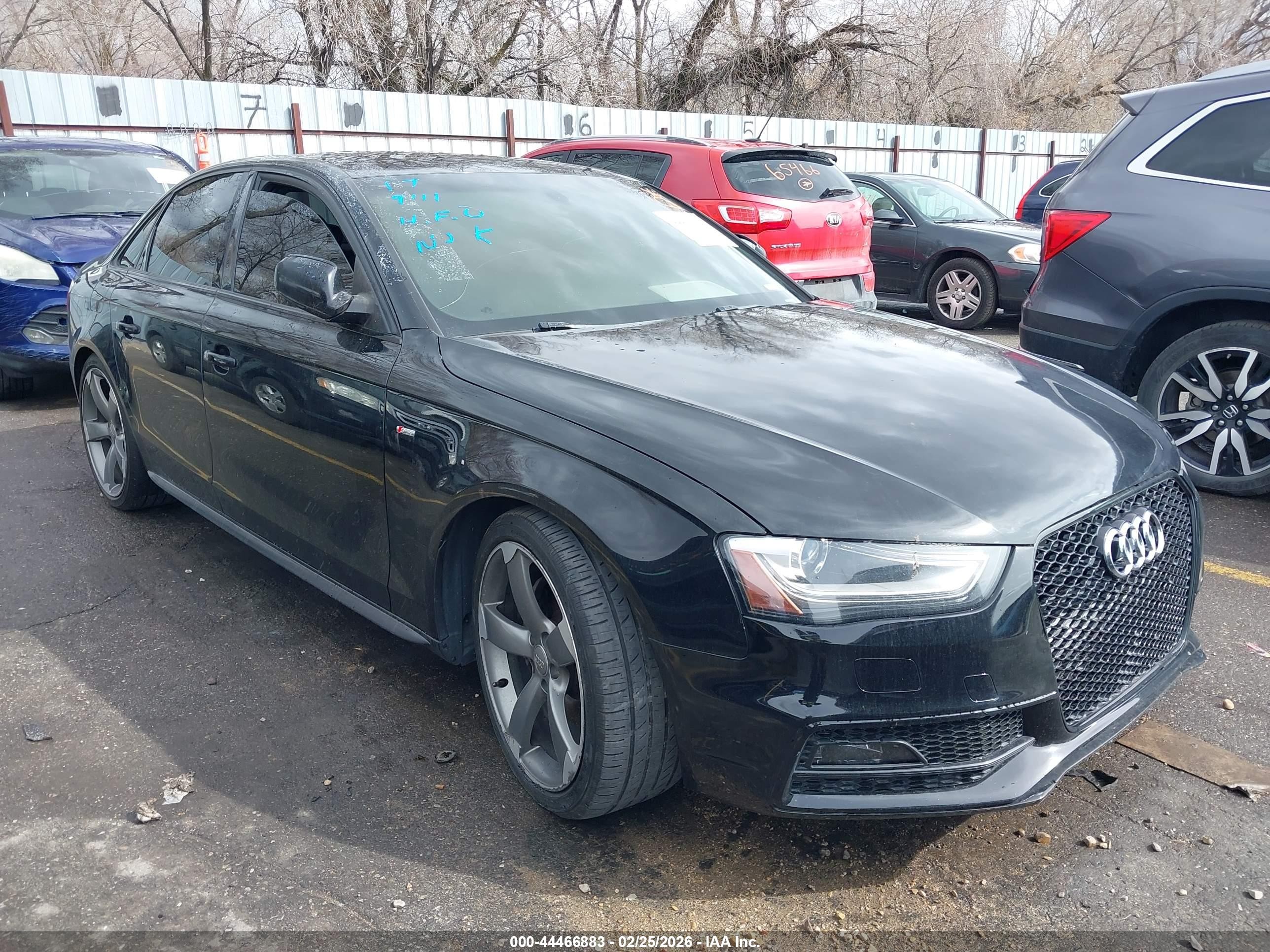 2015 Audi A4 Premium Plus, VIN WAUFFAFL8FN022188 — Пожар в салоне