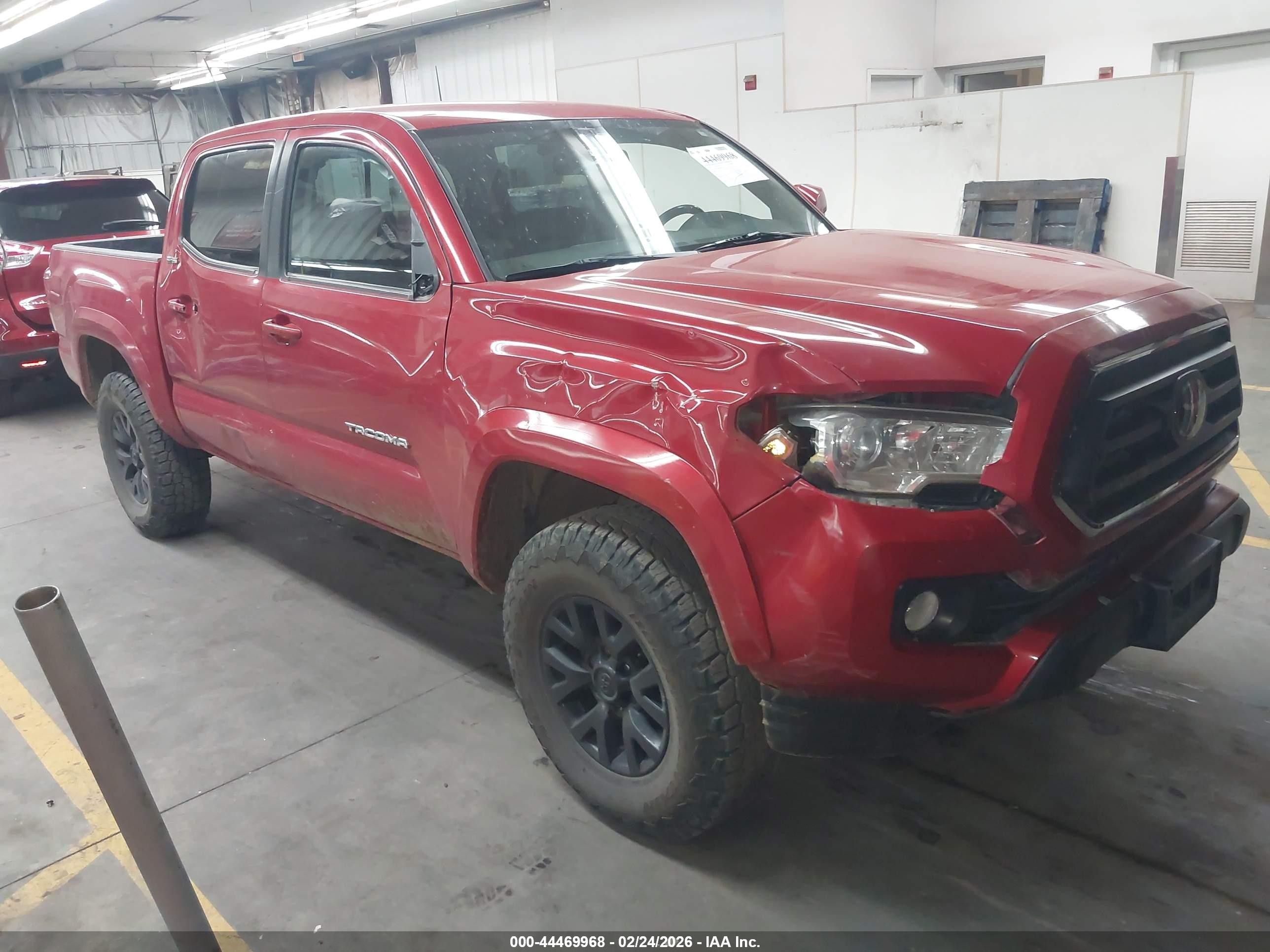 2021 Toyota Tacoma SR, VIN 3TMCZ5AN0MM429278 — Front end