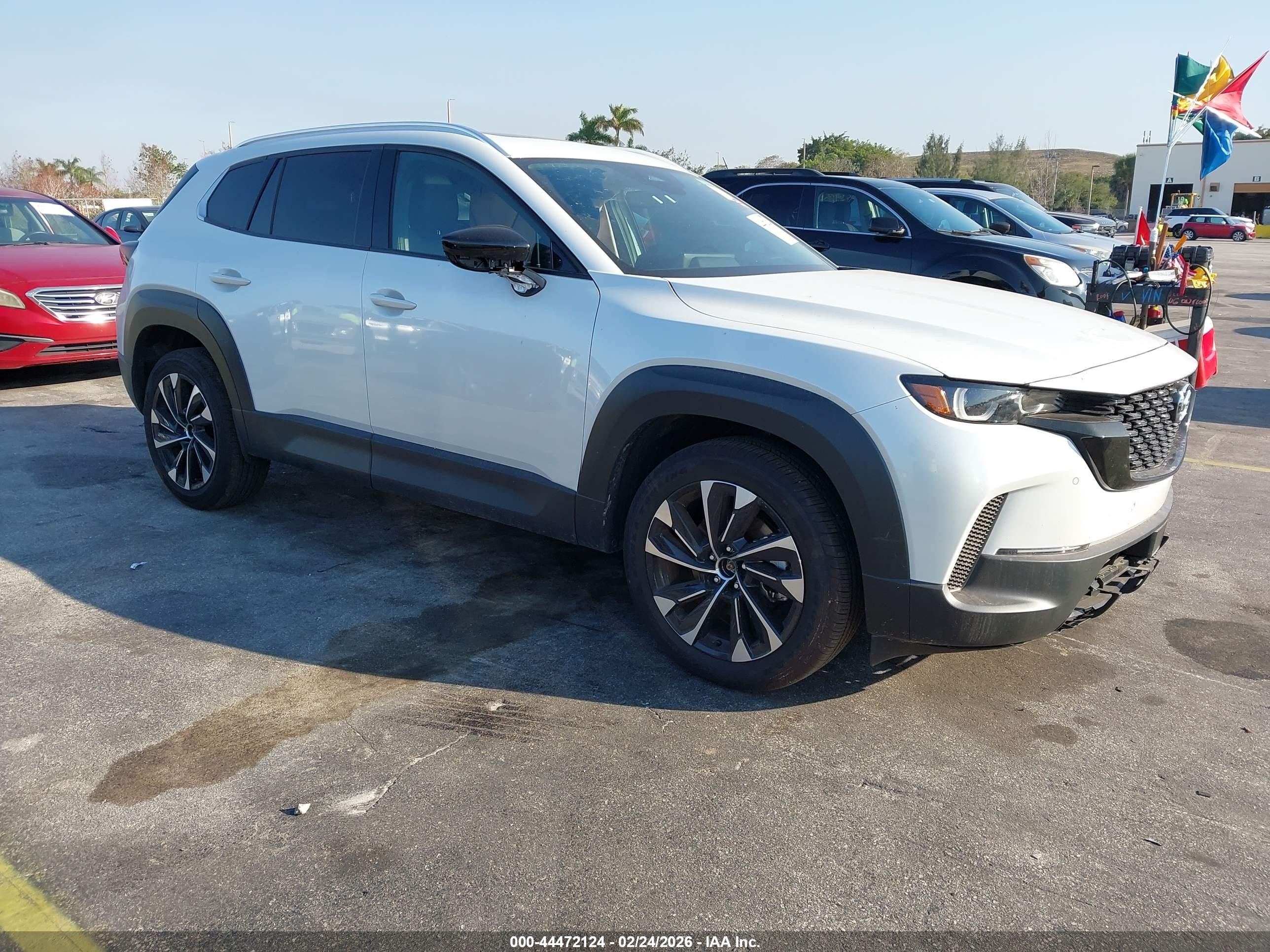 2026 Mazda CX-50 Hybrid Premium Plus, VIN 7MMVAAEW3TN142758 — Rear end
