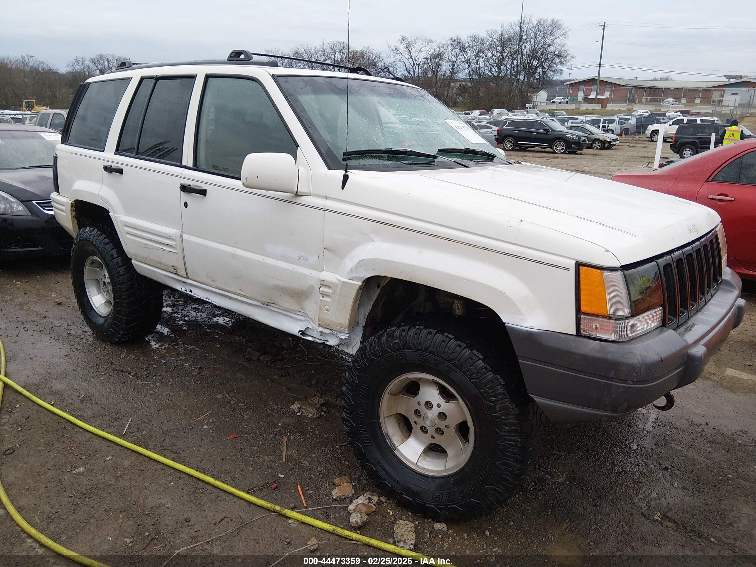 1997 Jeep Grand Cherokee Limited, VIN 1J4GZ78Y4VC545528 — Side