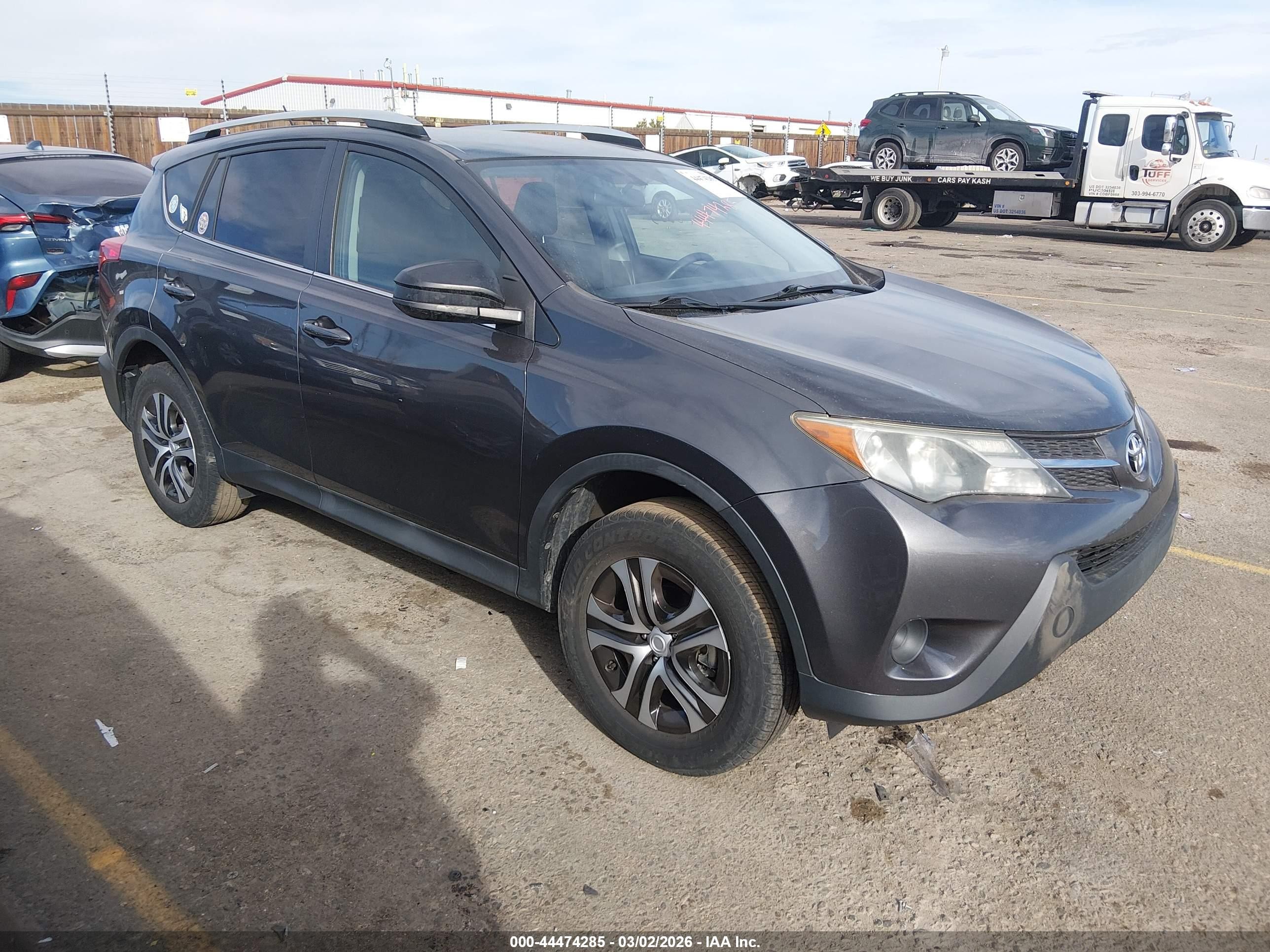2015 Toyota RAV4 LE, VIN 2T3BFREV1FW386285 — Side