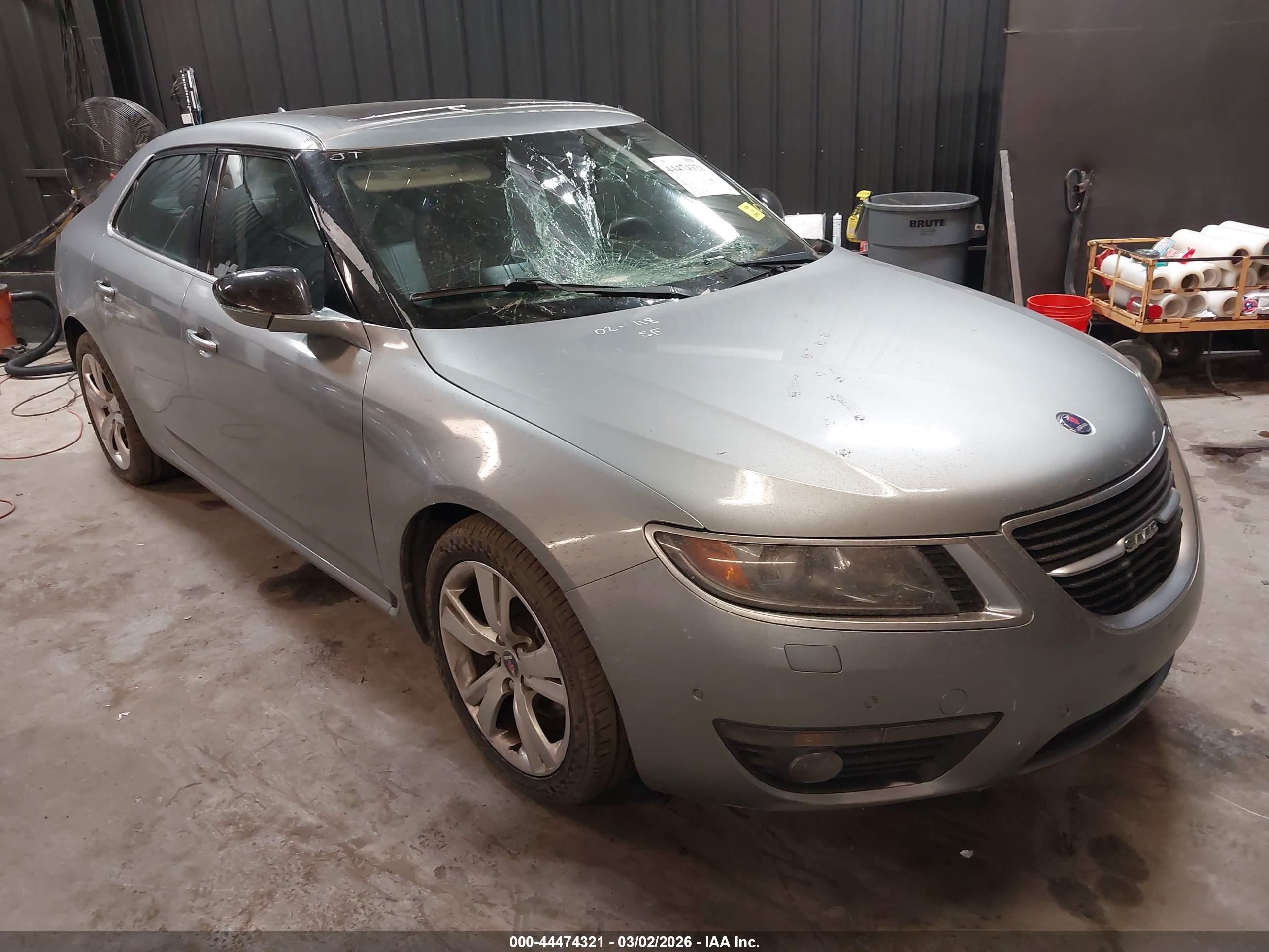 2011 Saab 9-5 Turbo4, VIN YS3GN4AR3B4001975 — Front end