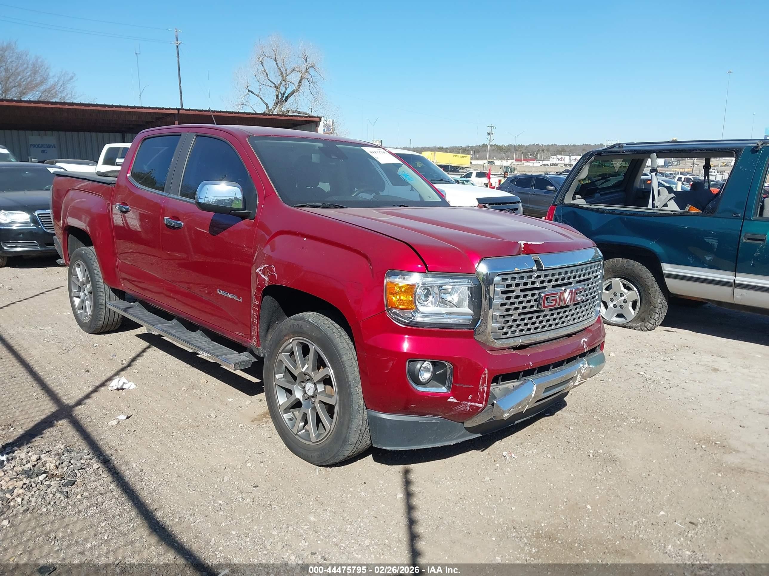 2018 GMC Canyon 4WD Denali, VIN 1GTG6EEN1J1248316 — Side