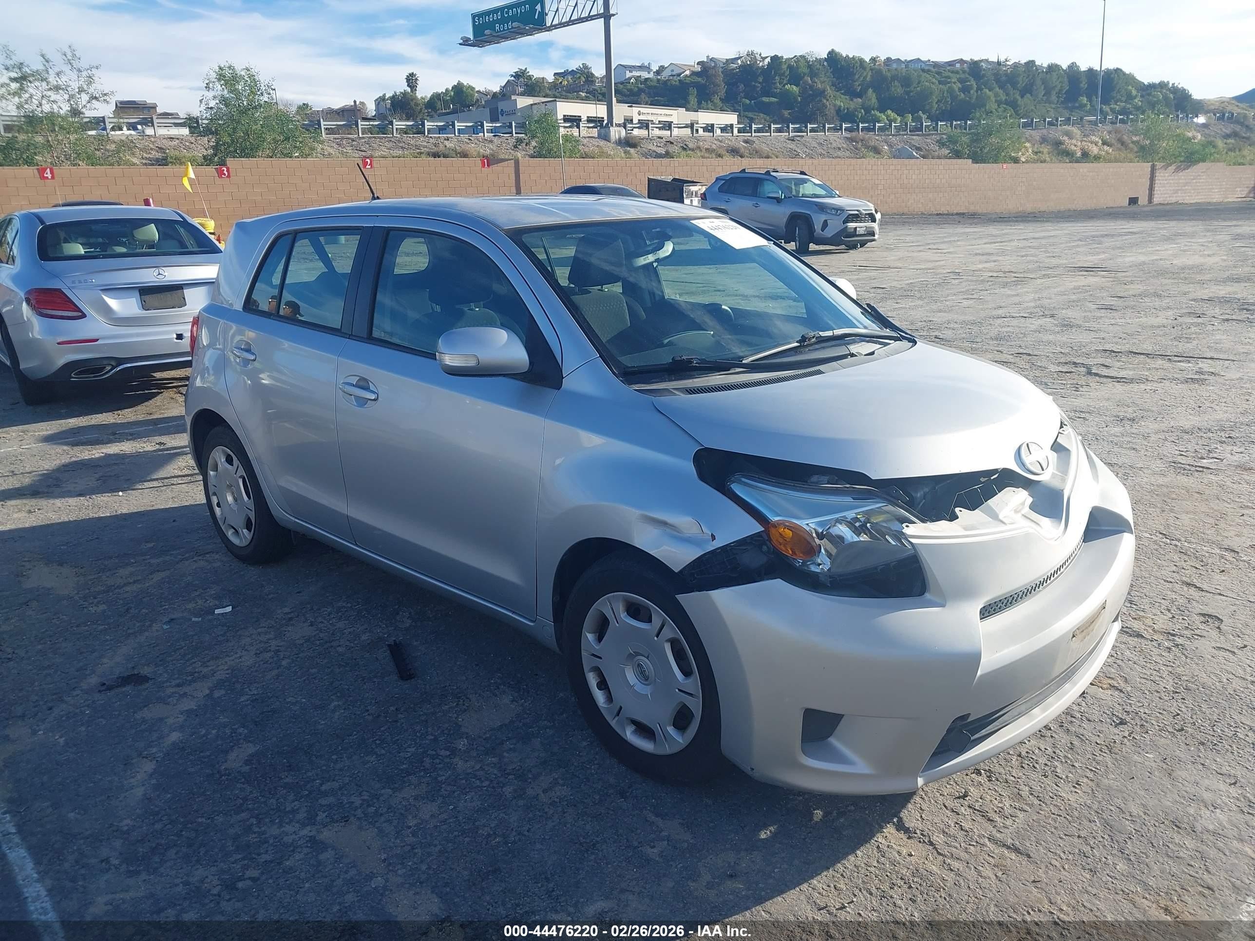 2010 Scion xD, VIN JTKKU4B42A1005418 — Front end