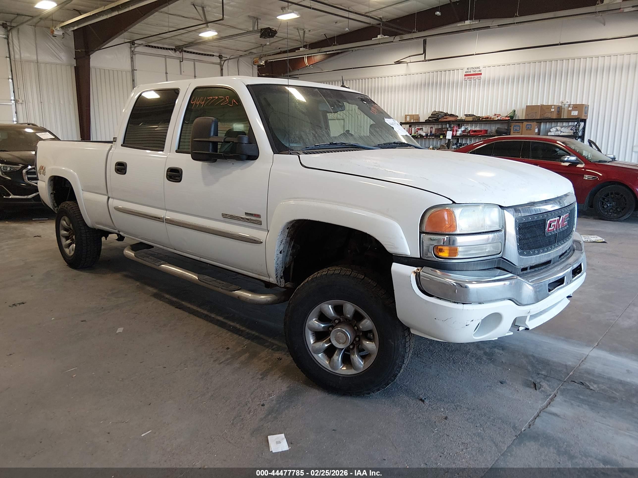 2005 GMC Sierra 2500HD SLT, VIN 1GTHK23255F874709 — Vandalism