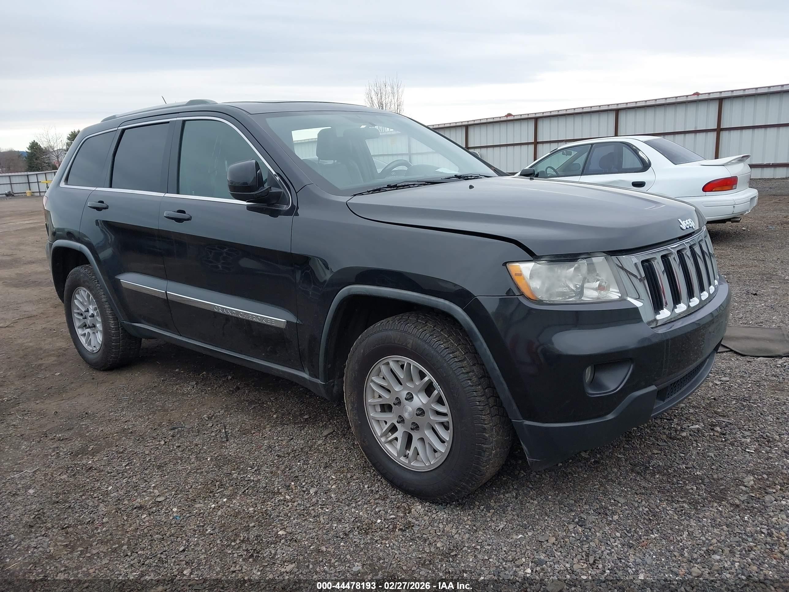 2011 Jeep Grand Cherokee Laredo, VIN 1J4RR4GG4BC585748 — All over