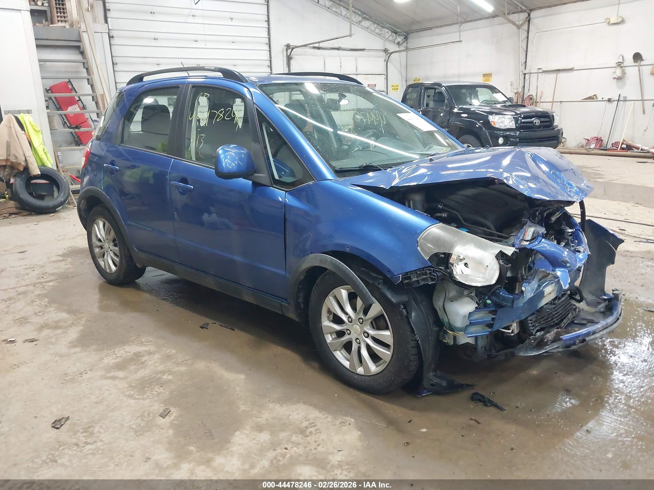 2013 Suzuki SX4 Crossover, VIN JS2YB5A34D6101943 — Front end