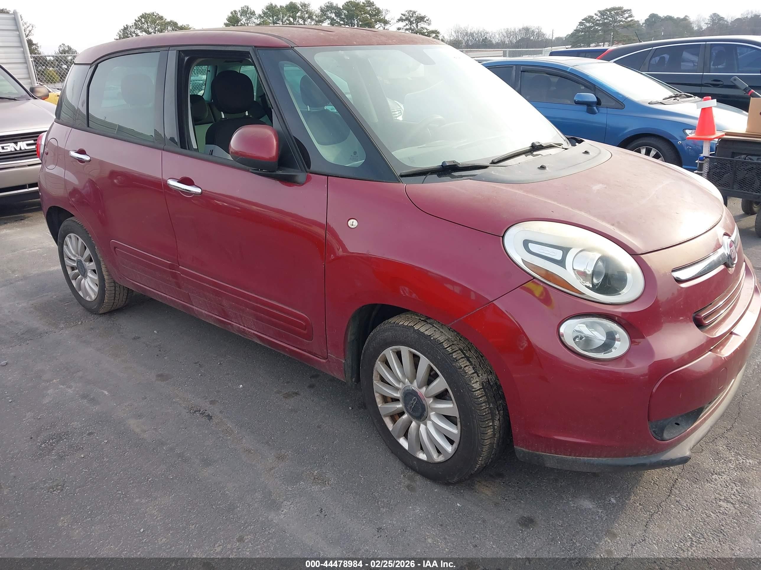 2014 FIAT 500L Easy, VIN ZFBCFABH2EZ012077 — Фото с аукциона