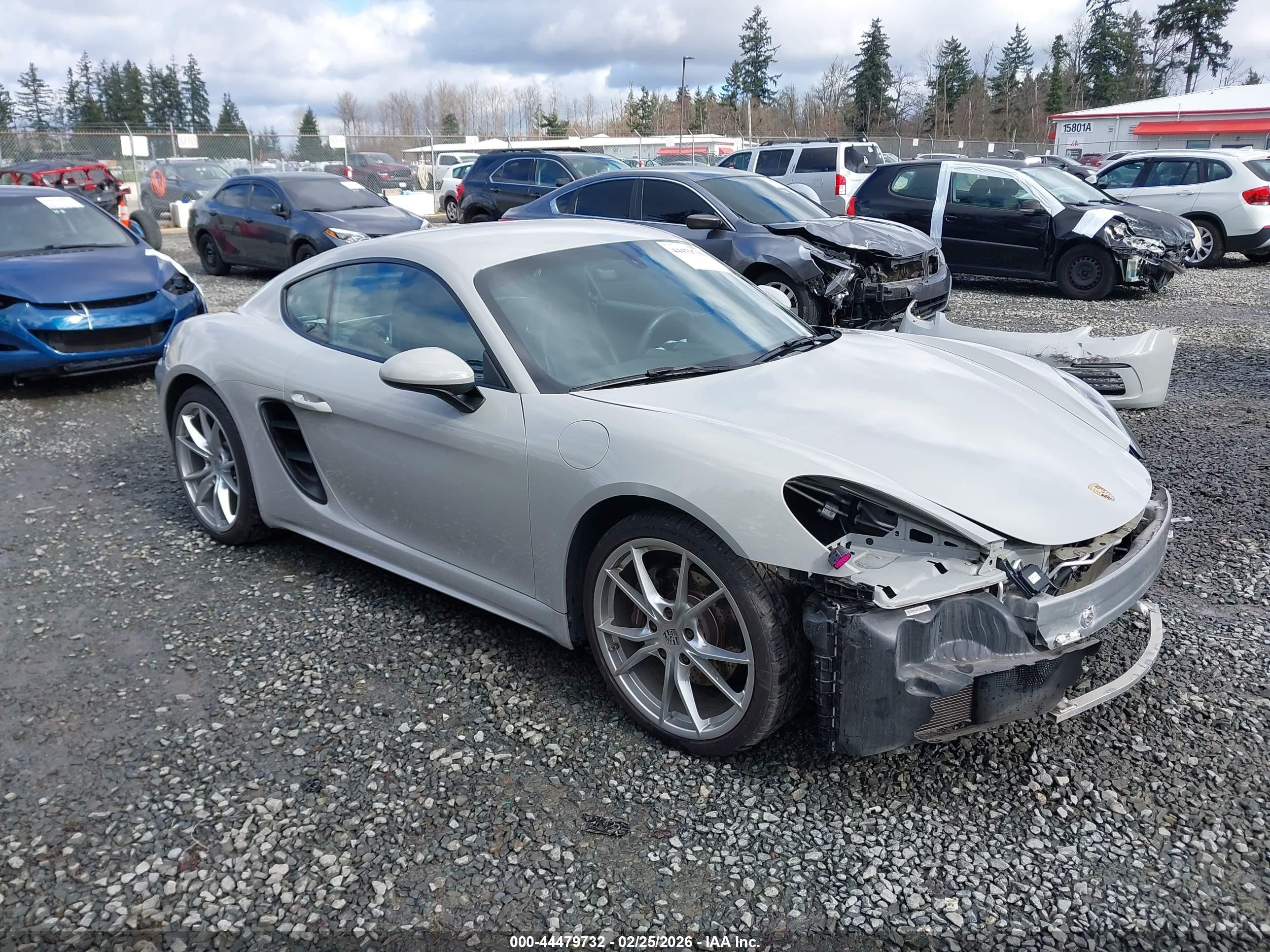 2018 Porsche 718 Cayman, VIN WP0AA2A80JS260325 — Front end