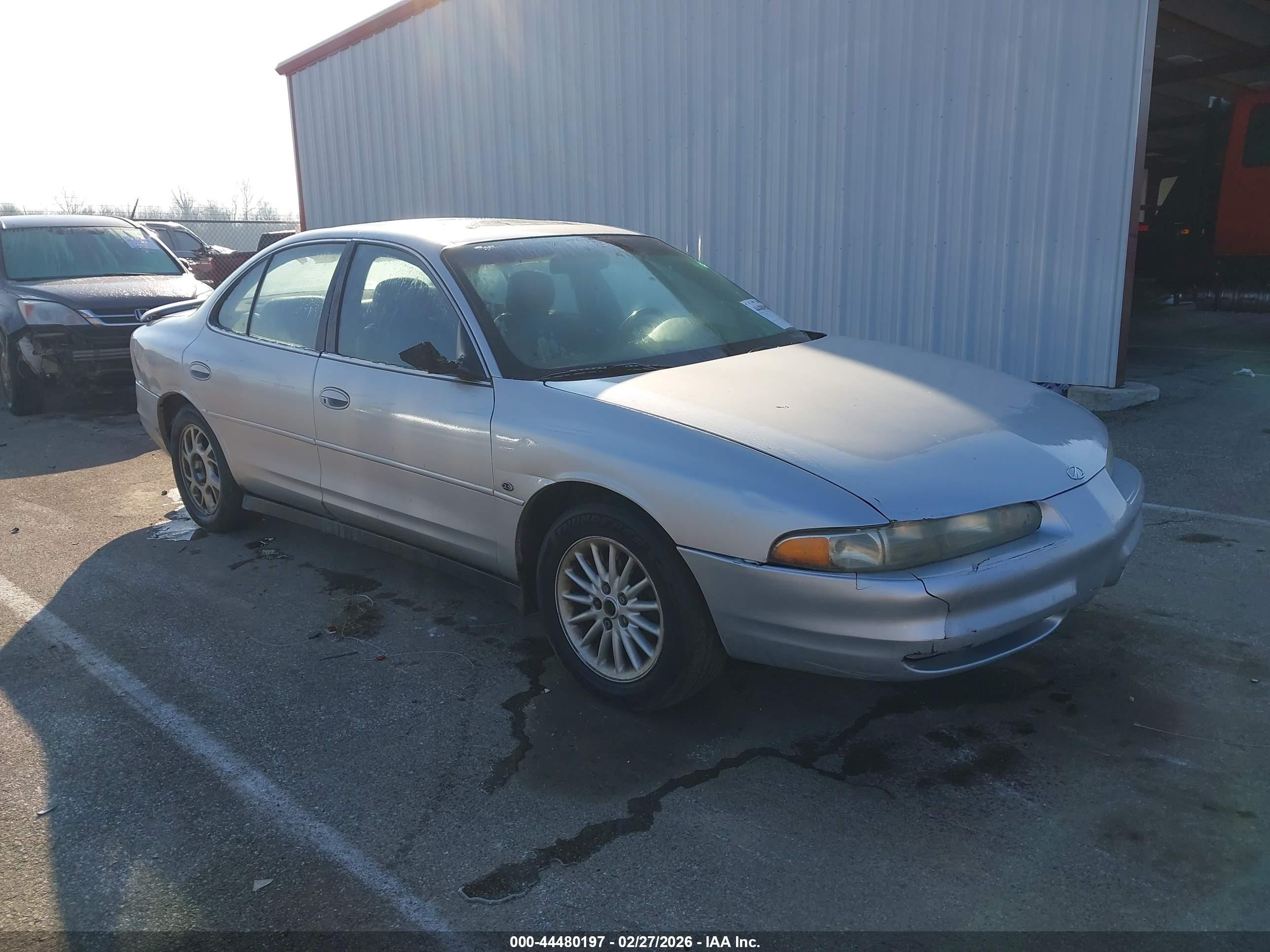 2001 Oldsmobile Intrigue GLS, VIN 1G3WX52H91F185881 — Зад