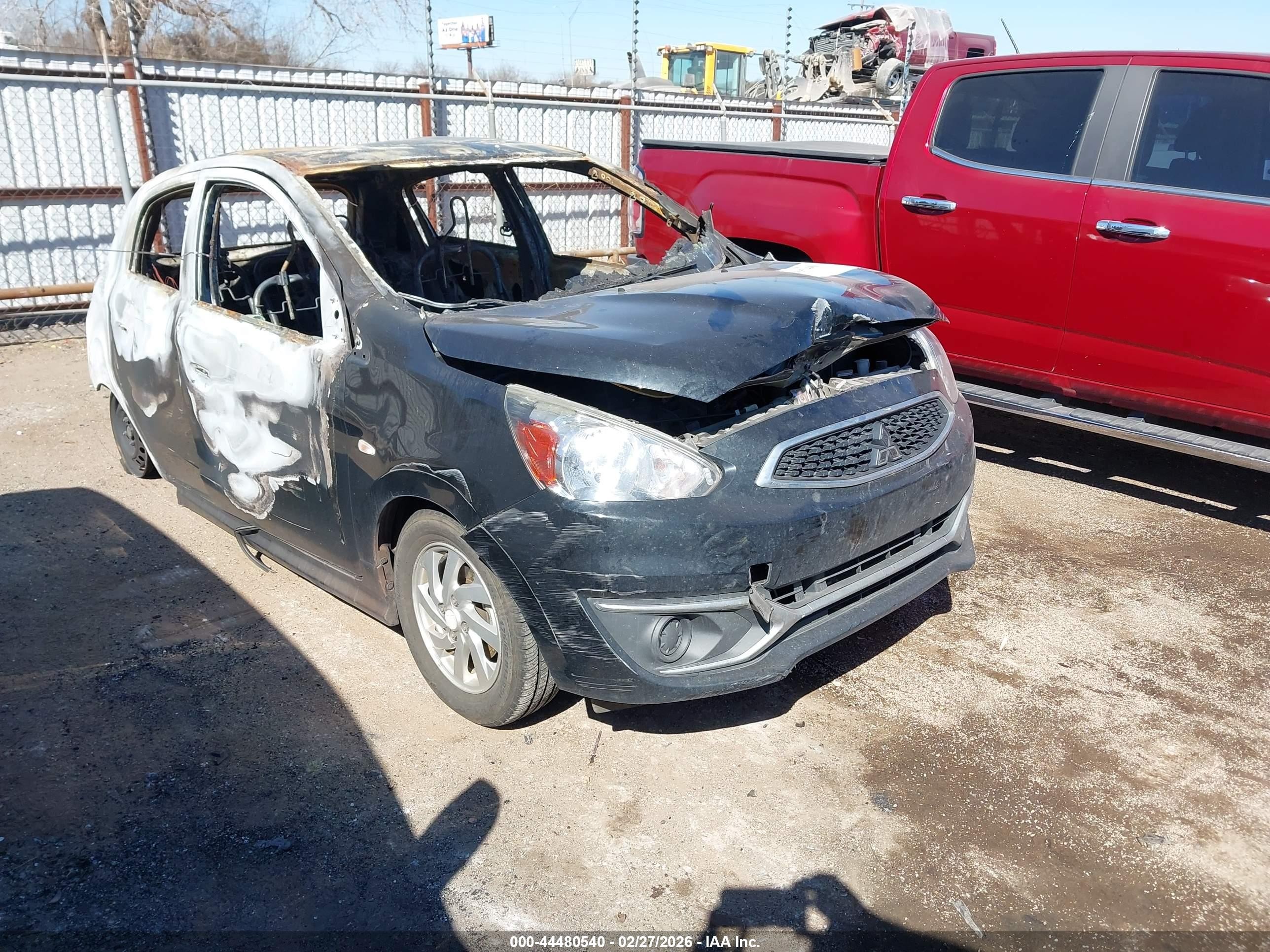 2018 Mitsubishi Mirage ES, VIN ML32A3HJ4JH011979 — Пожар в салоне