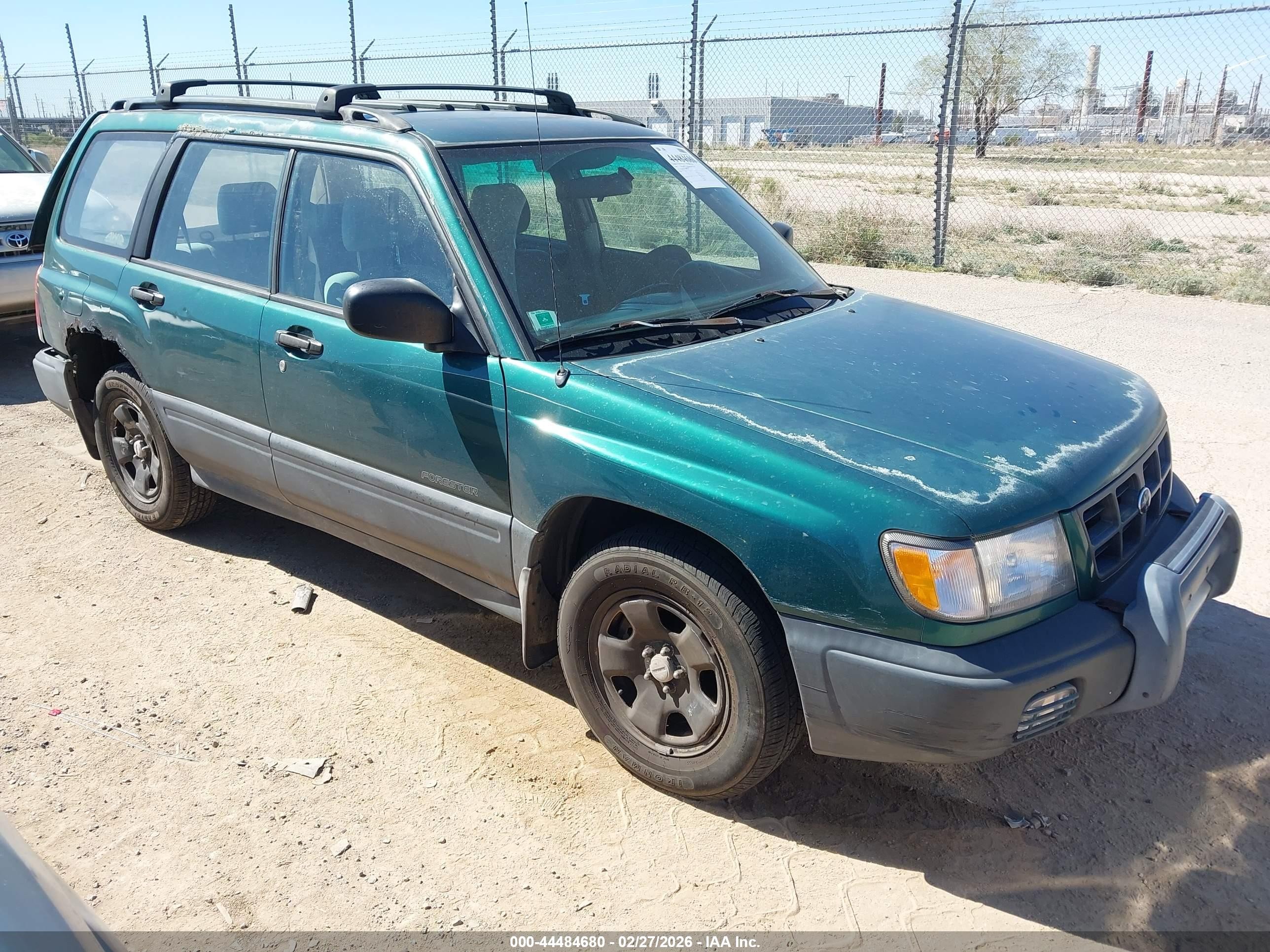 1998 Subaru Forester L, VIN JF1SF6356WH758944 — Rear end