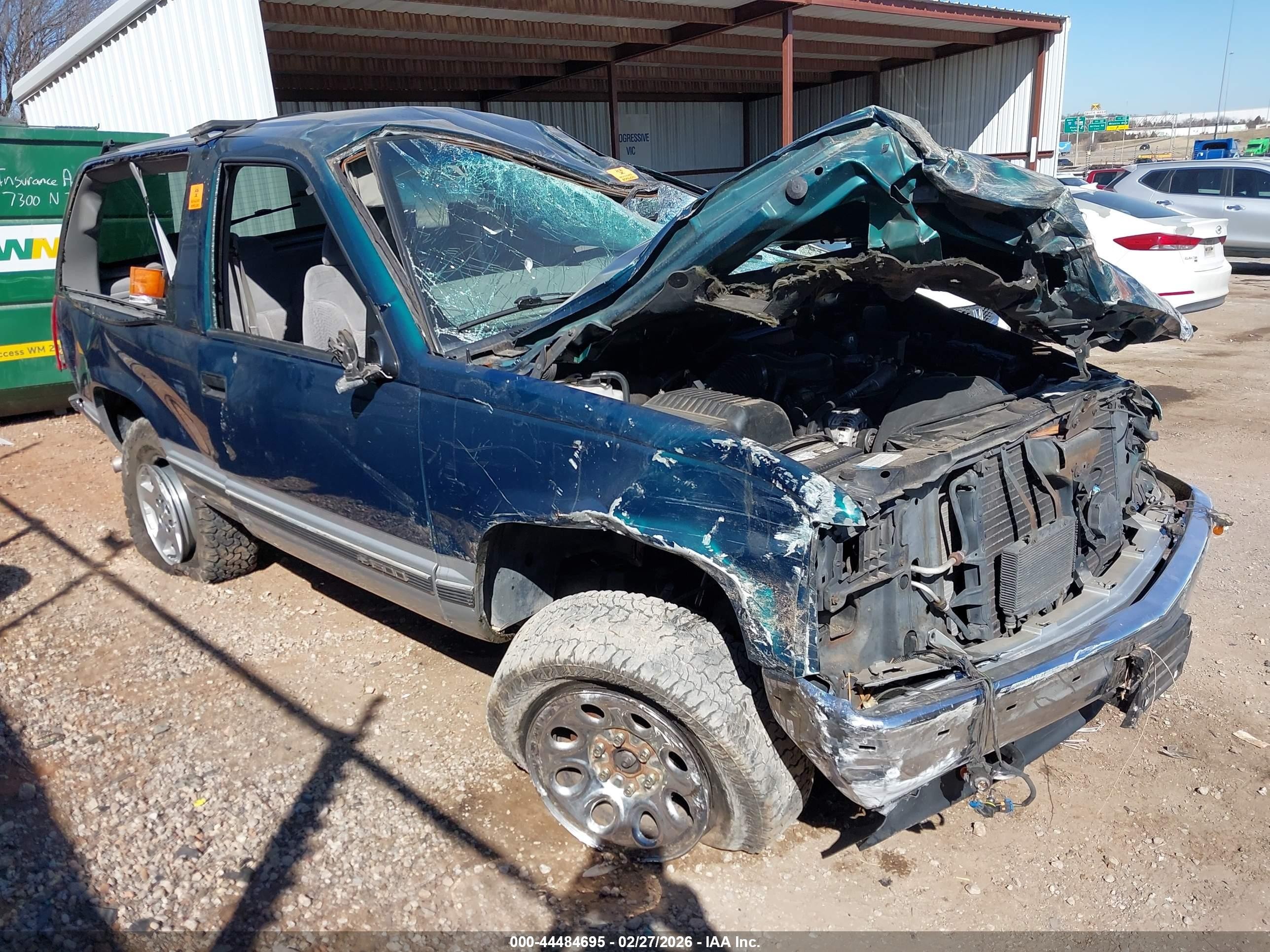 1997 Chevrolet Tahoe, VIN 3GNEK18R4VG149594 — Biohazard / chemical