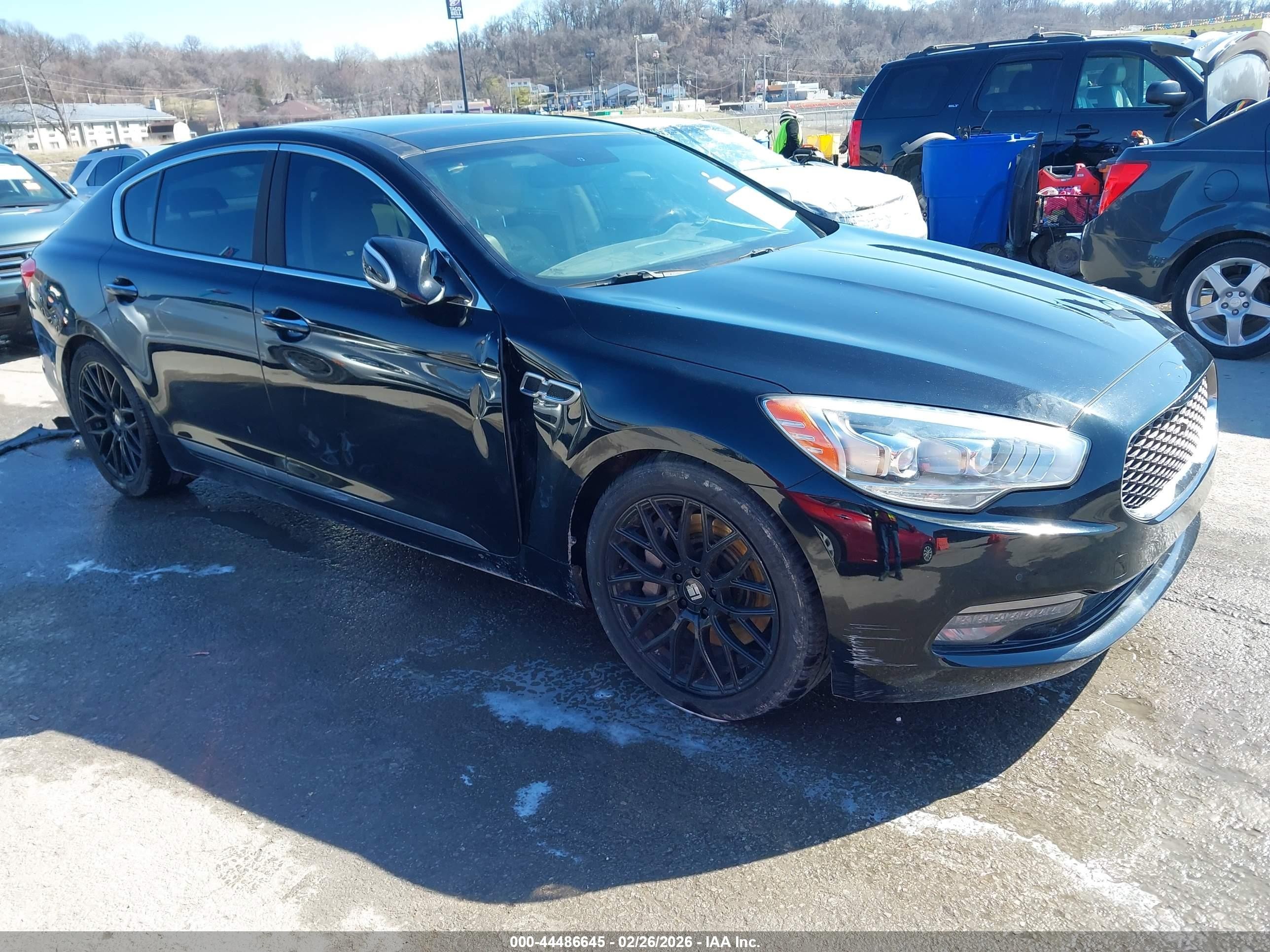 2015 Kia K900 Premium, VIN KNALU4D4XF6024511 — Front end
