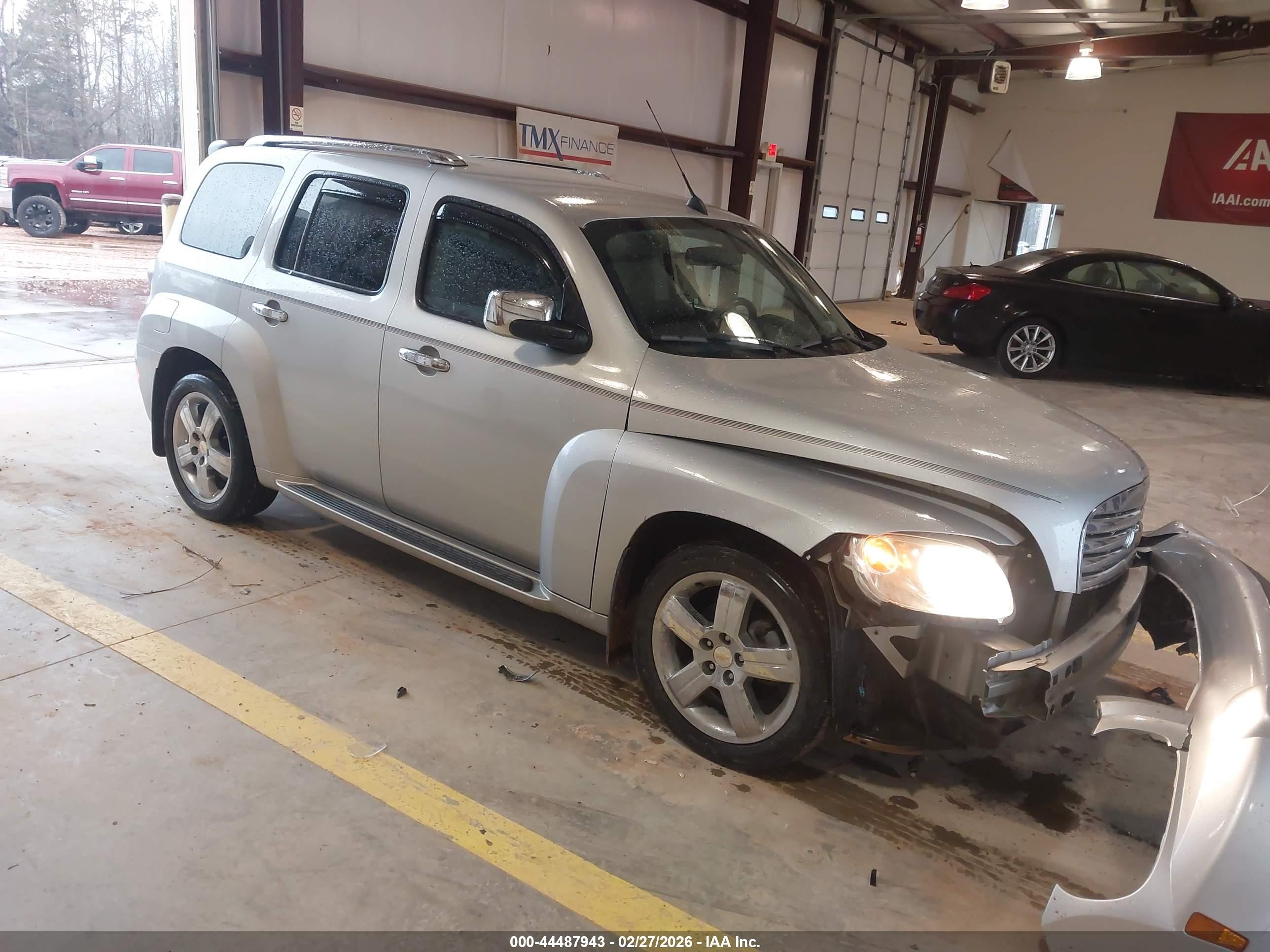 2011 Chevrolet HHR 2LT, VIN 3GNBACFU8BS640820 — Front end